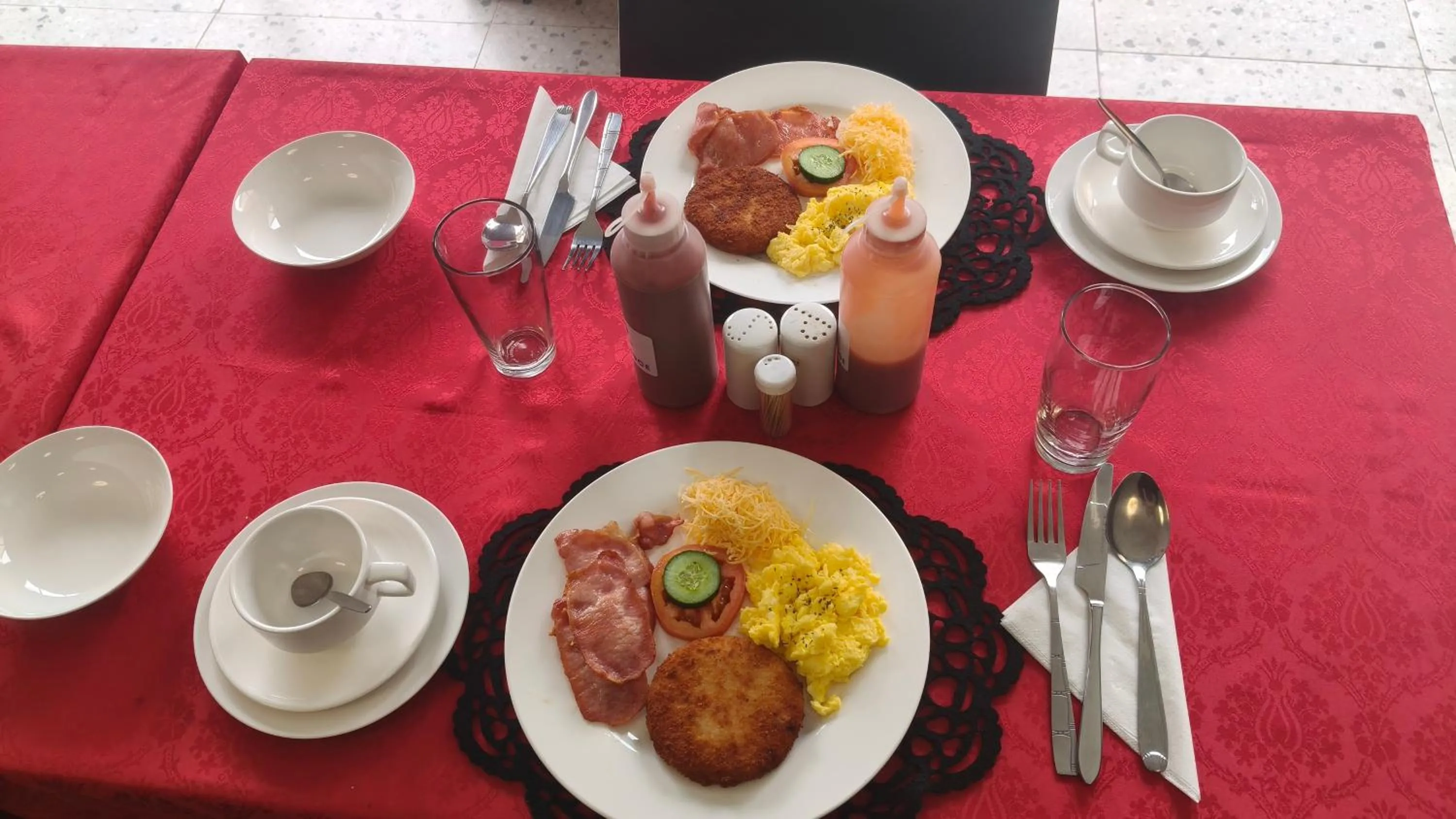 Breakfast in Blyde Lodge