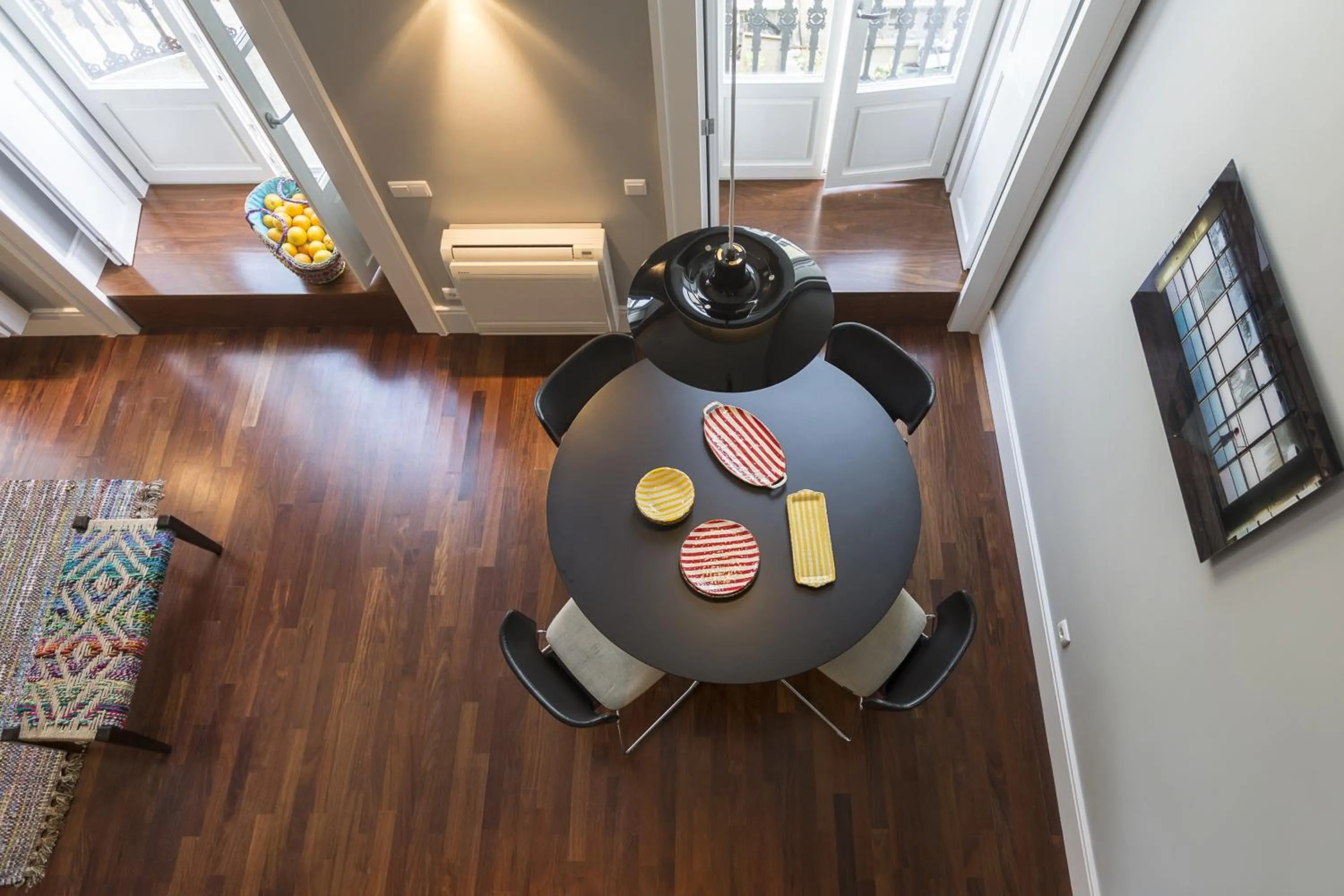 Dining area in Oporto Serviced Apartments - Cedofeita