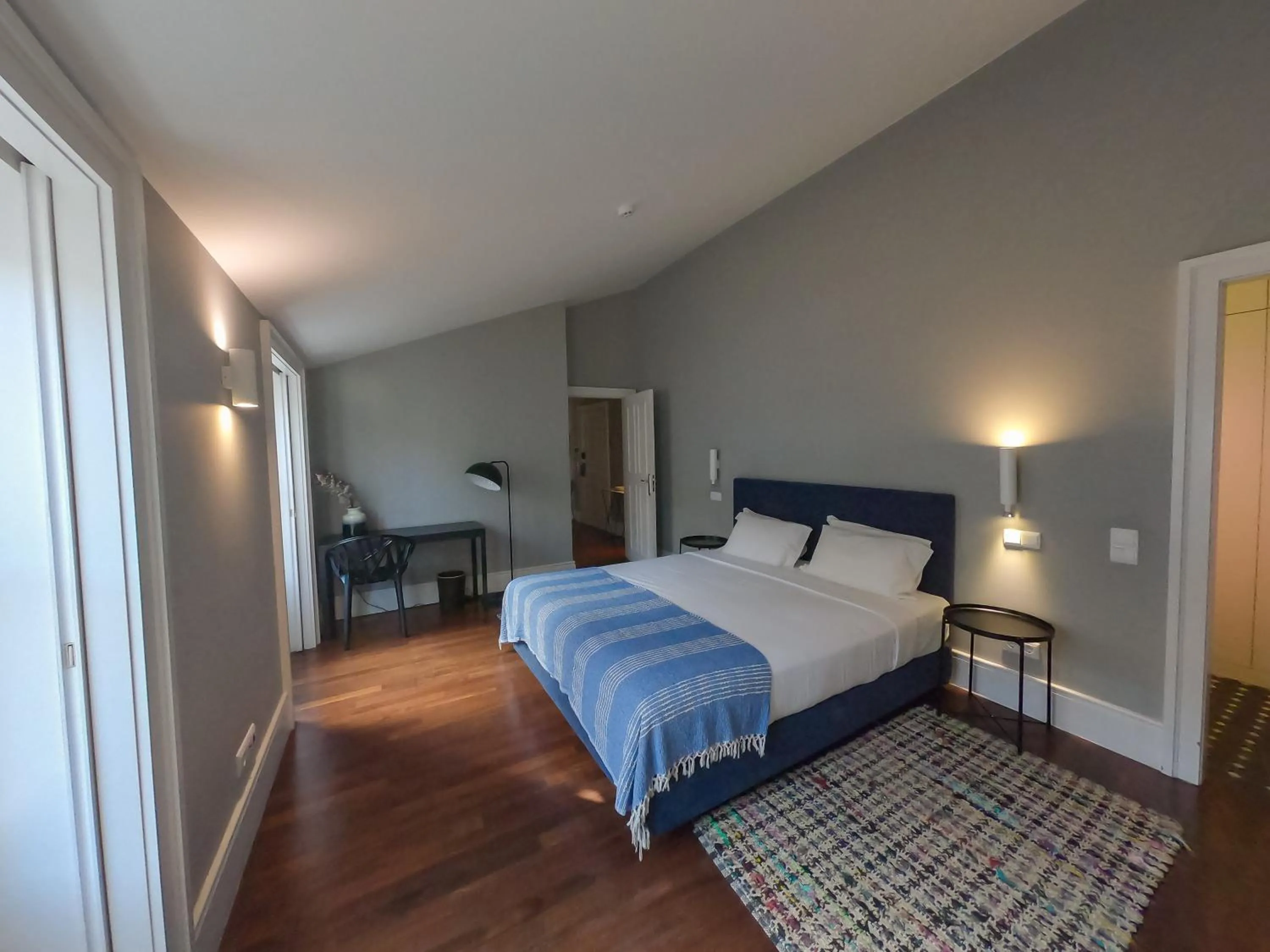 Bed in Oporto Serviced Apartments - Cedofeita