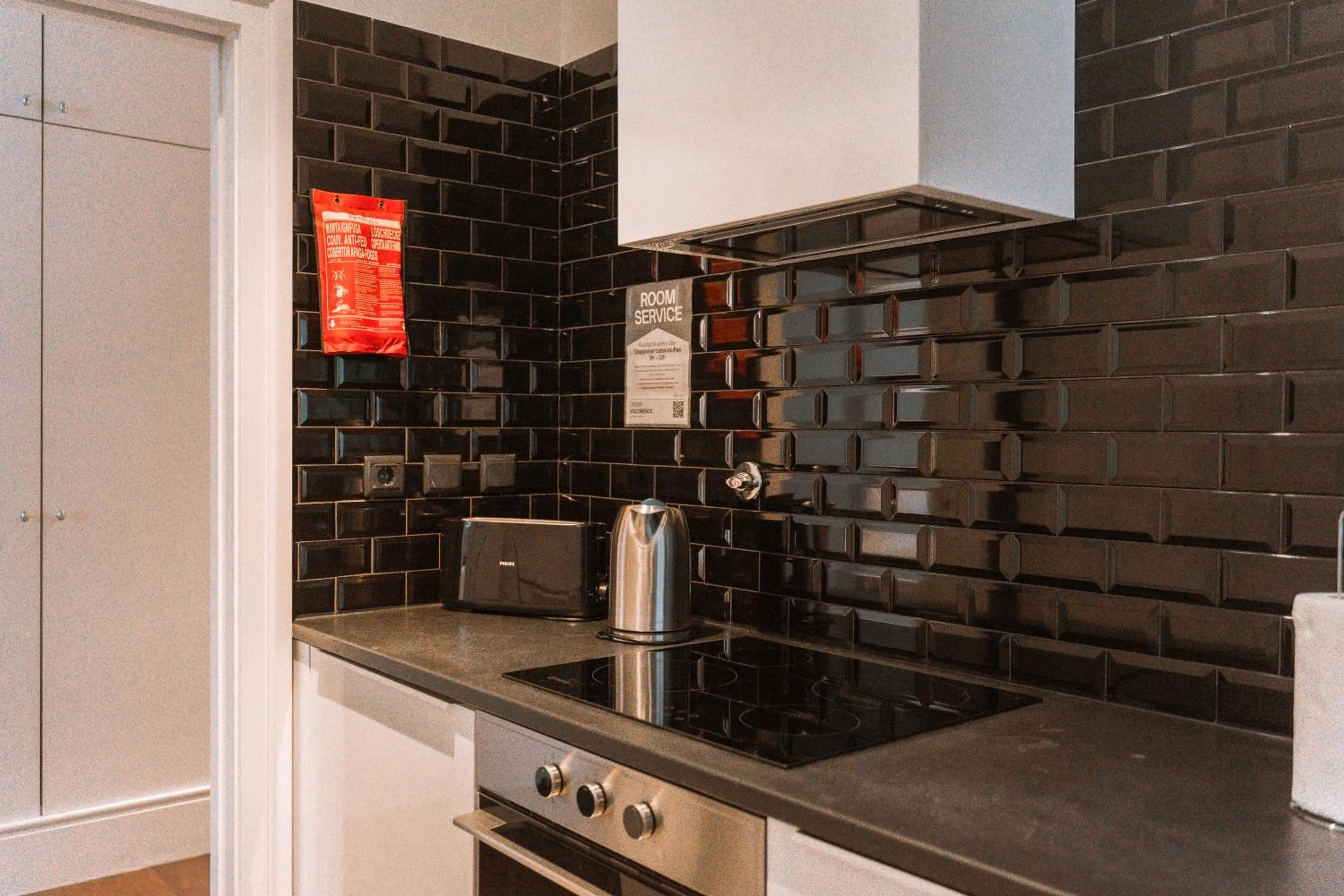 kitchen in Oporto Serviced Apartments - Cedofeita