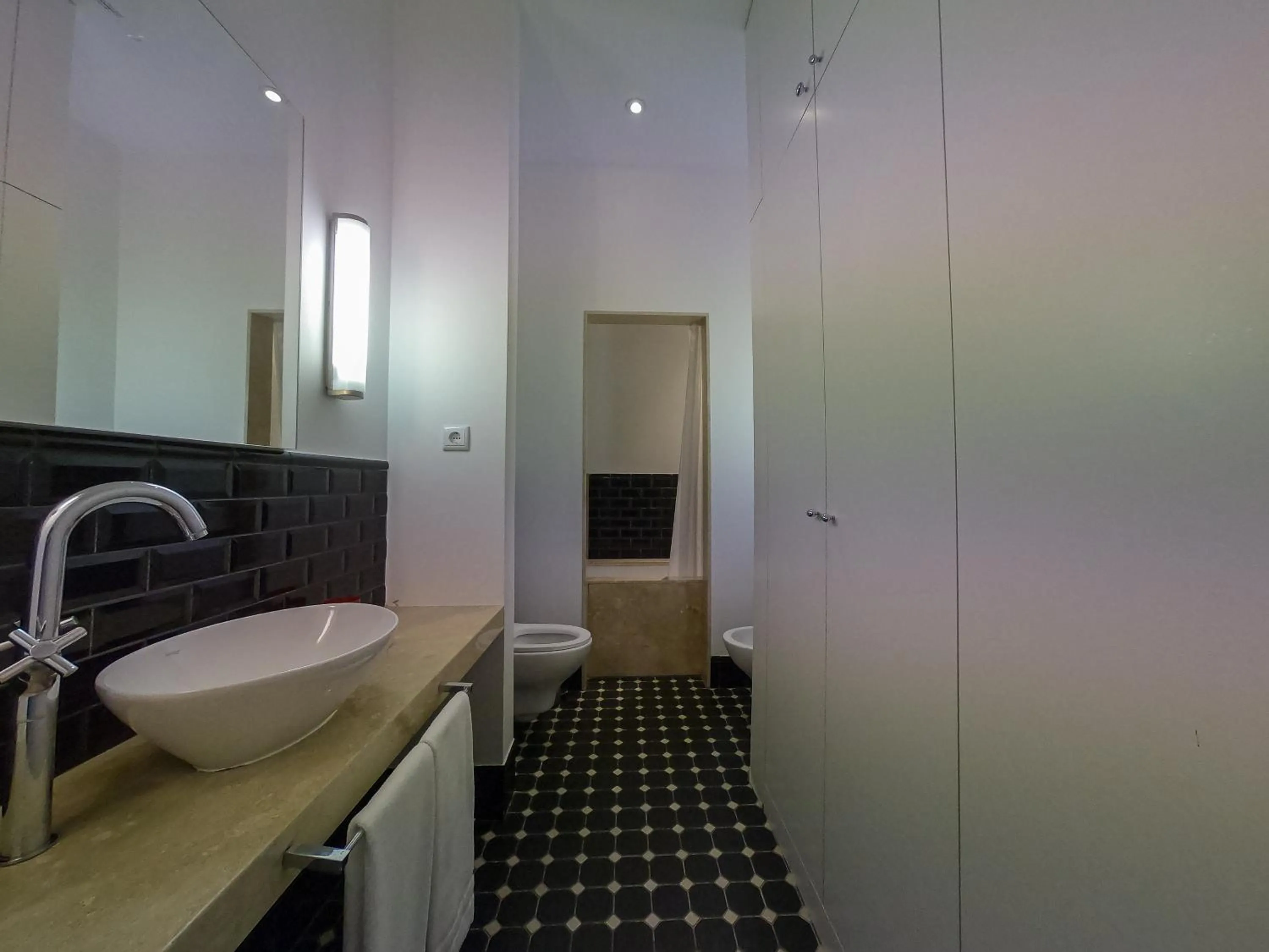 Bathroom in Oporto Serviced Apartments - Cedofeita