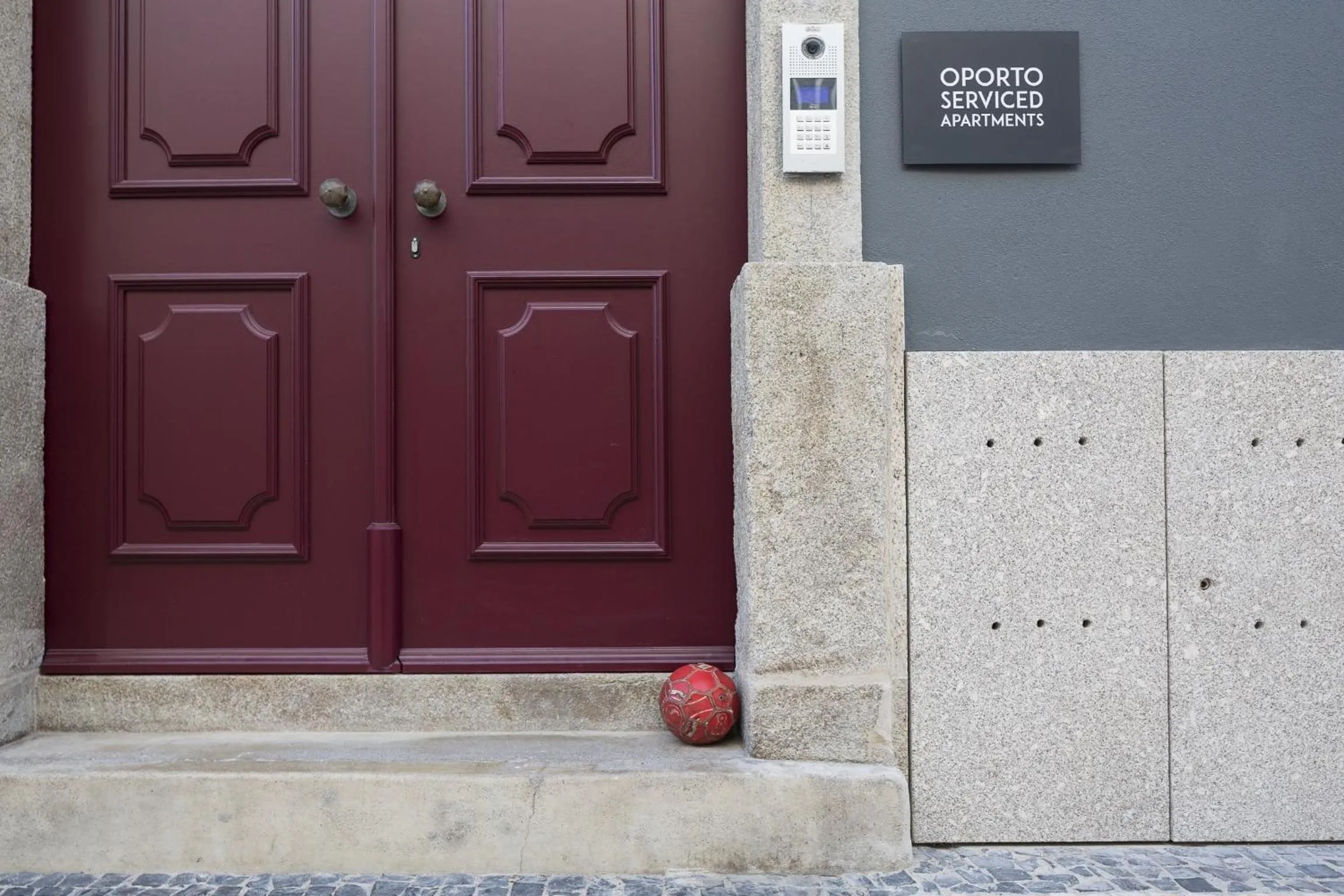Facade/entrance in Oporto Serviced Apartments - Cedofeita