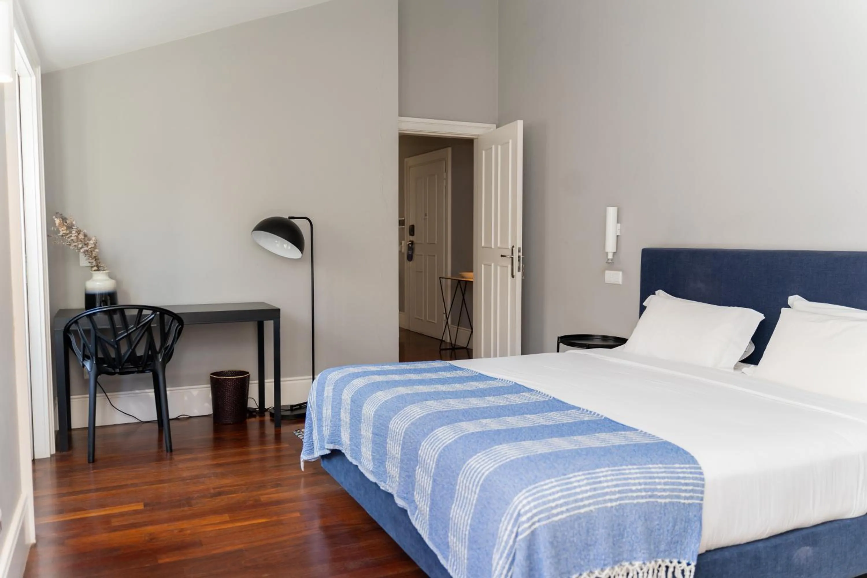 Bedroom, Bed in Oporto Serviced Apartments - Cedofeita