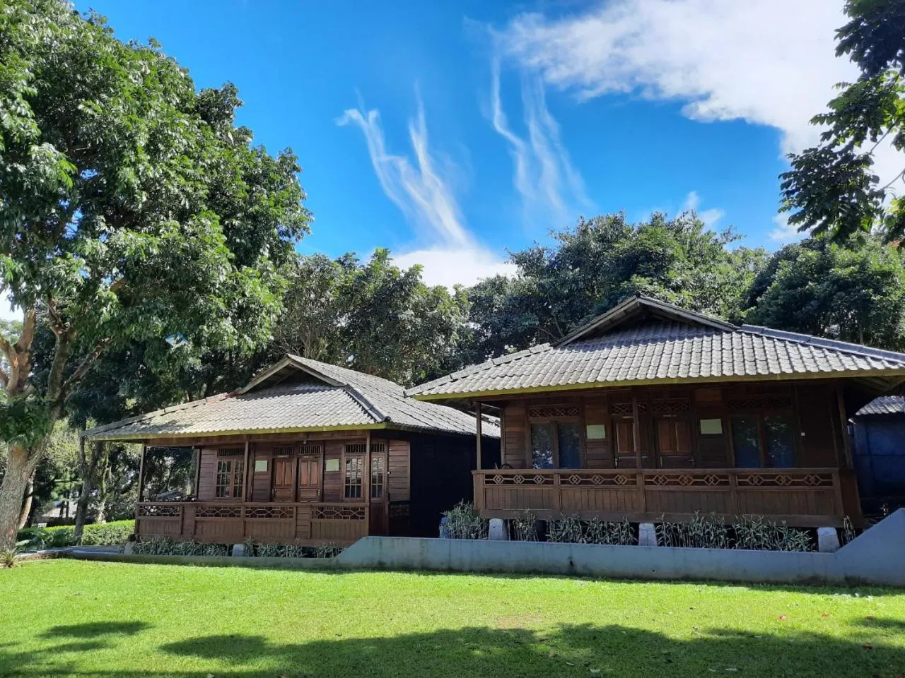 Property building in Tjapoeng Resort Pancawati