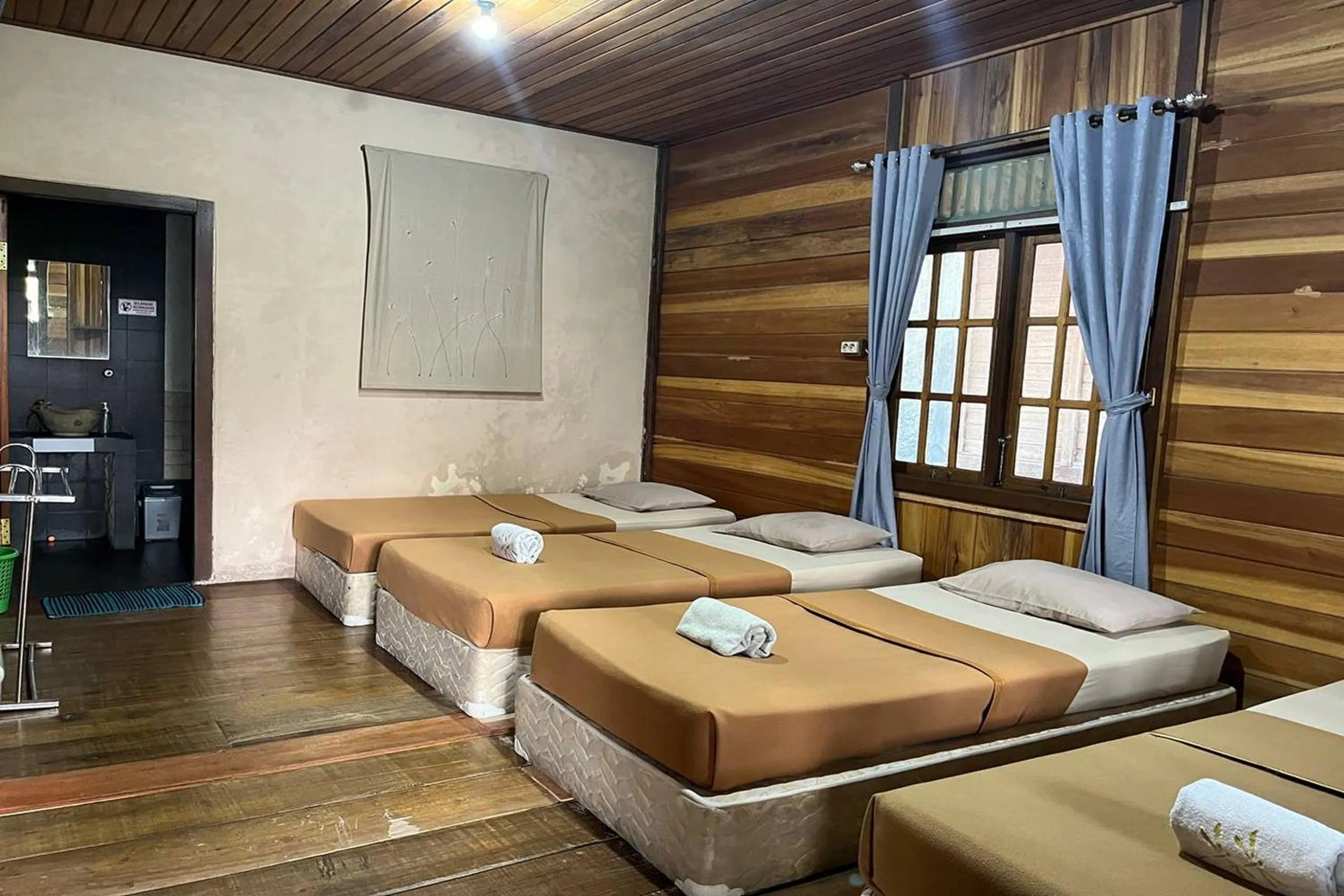 Bed in Tjapoeng Resort Pancawati