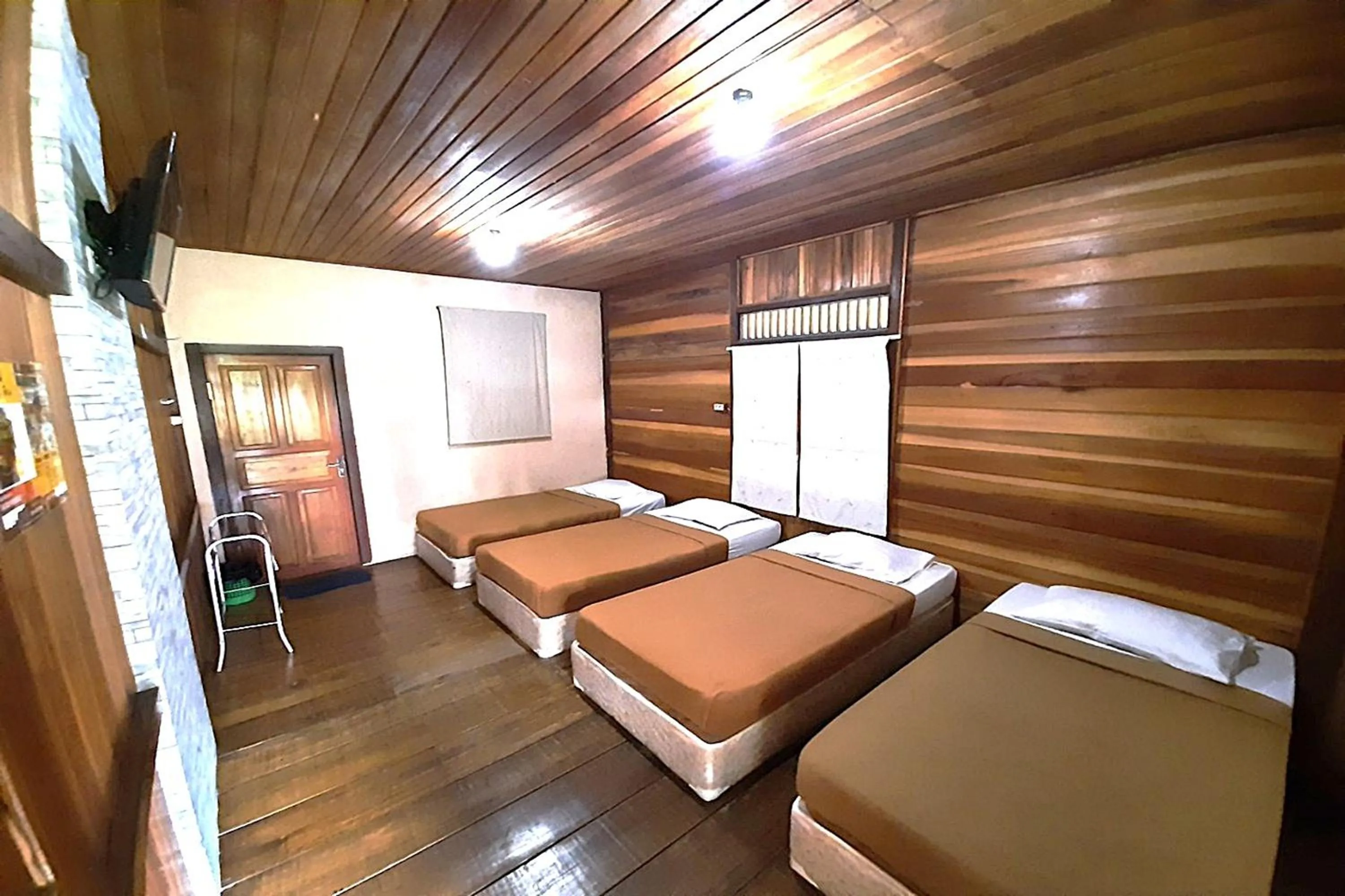 Bed in Tjapoeng Resort Pancawati