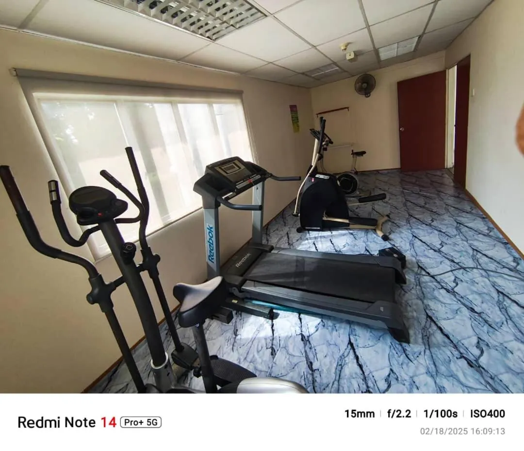 Fitness centre/facilities in Railway Hostel