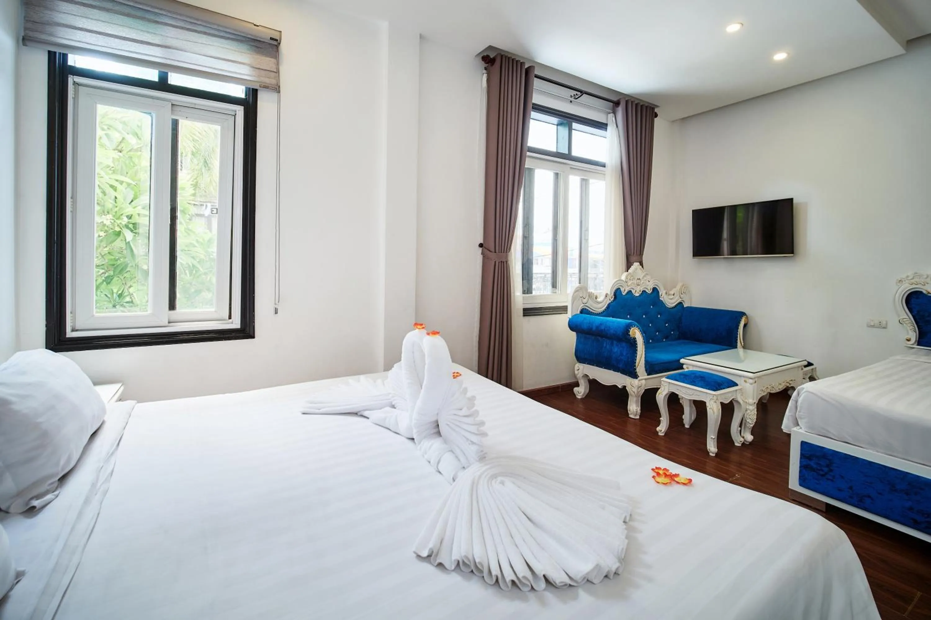 Bedroom, Bed in Hoian Nostalgia Hotel