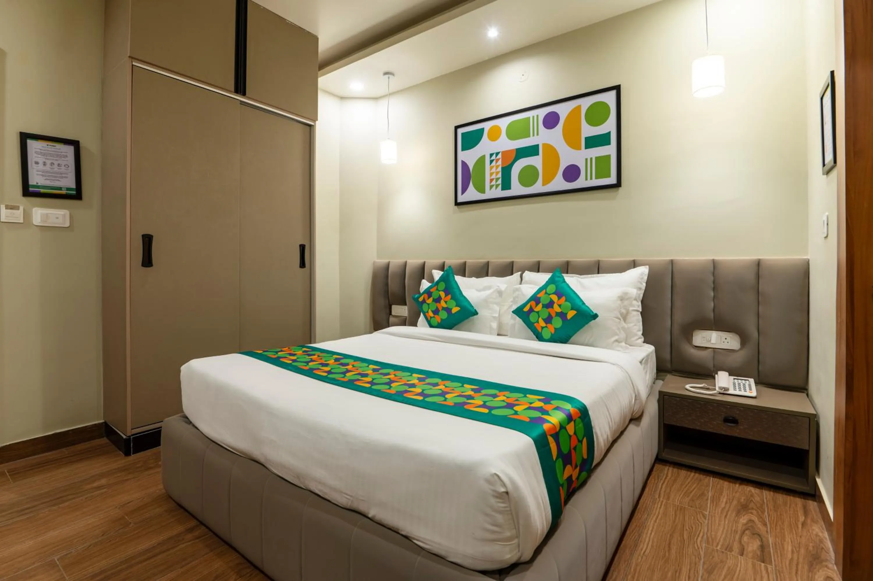 Standard Room with City View - single occupancy in Treebo Premium Gateway Triveni Near Sangam Ghat