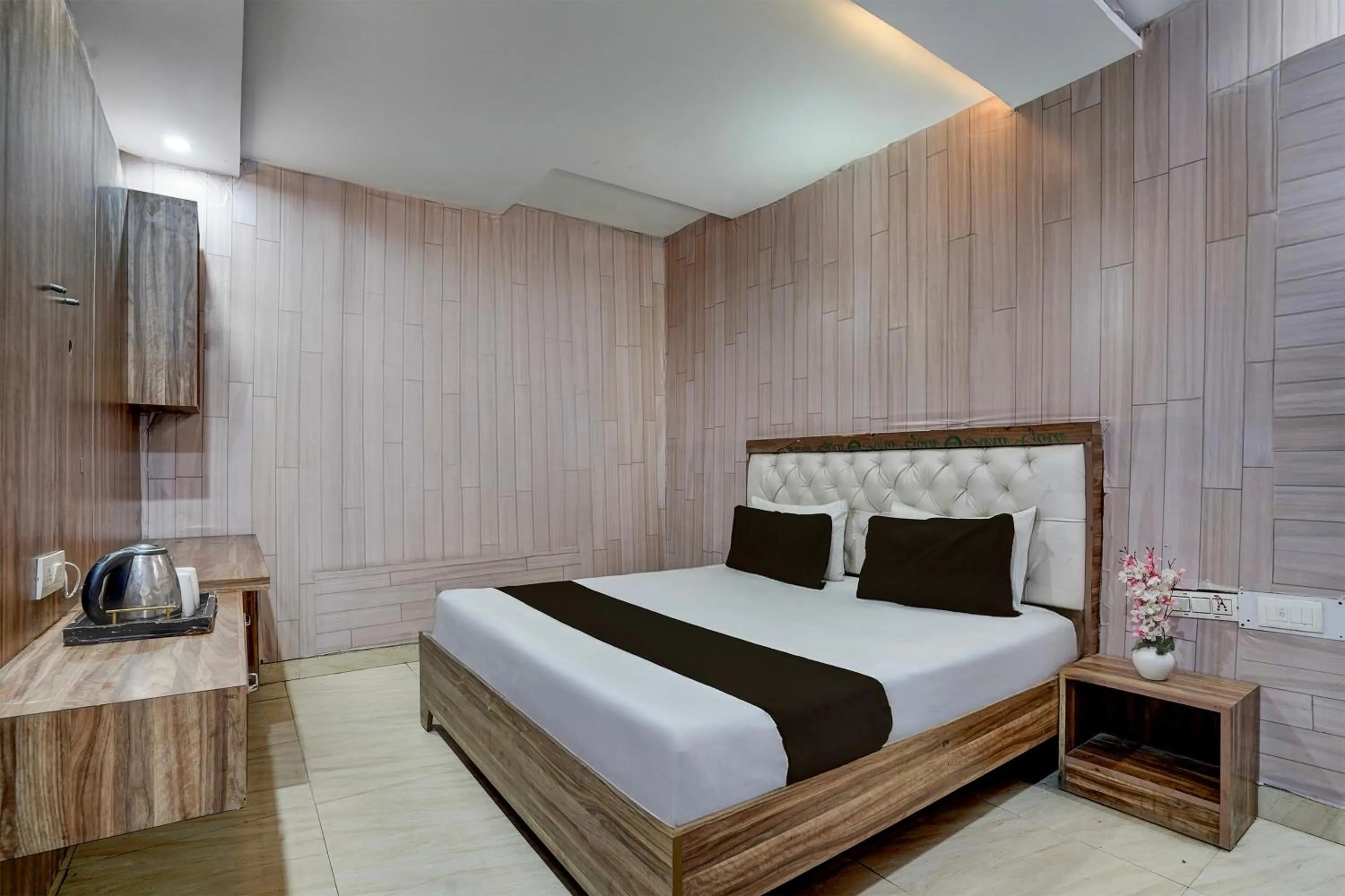 Bedroom in HOTEL O WELCOME INN