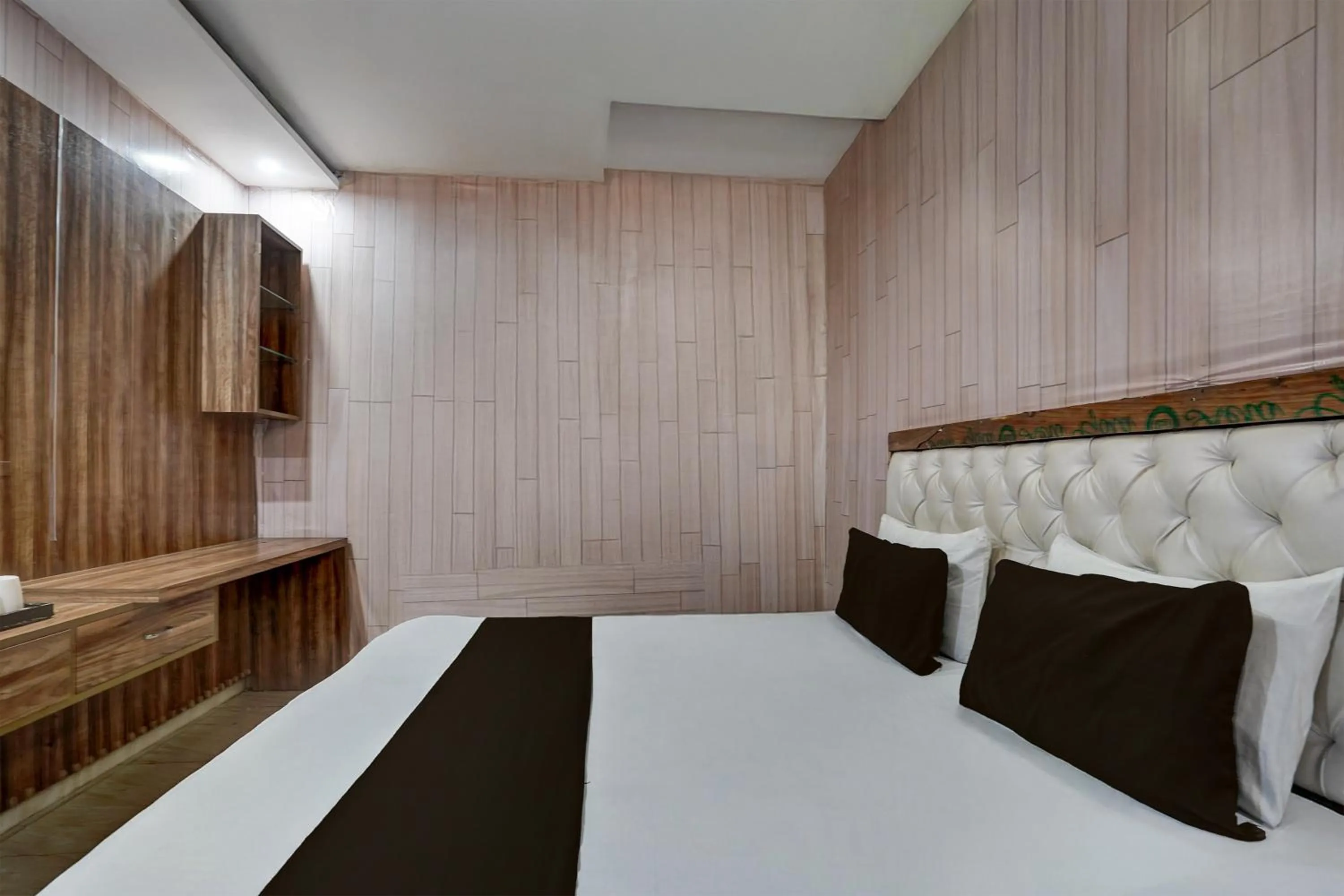 Bedroom in HOTEL O WELCOME INN