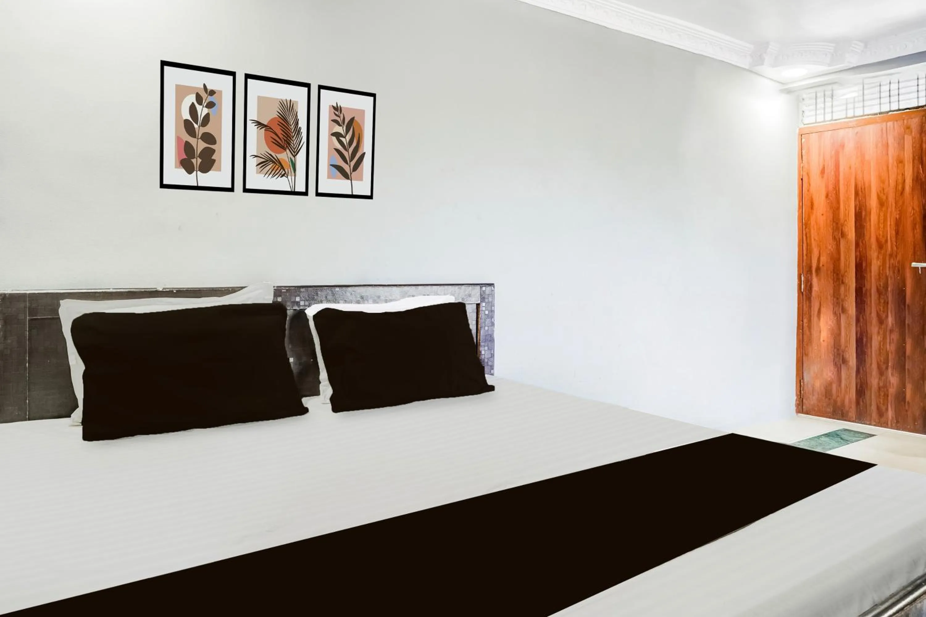 Bedroom in HOTEL O WELCOME INN