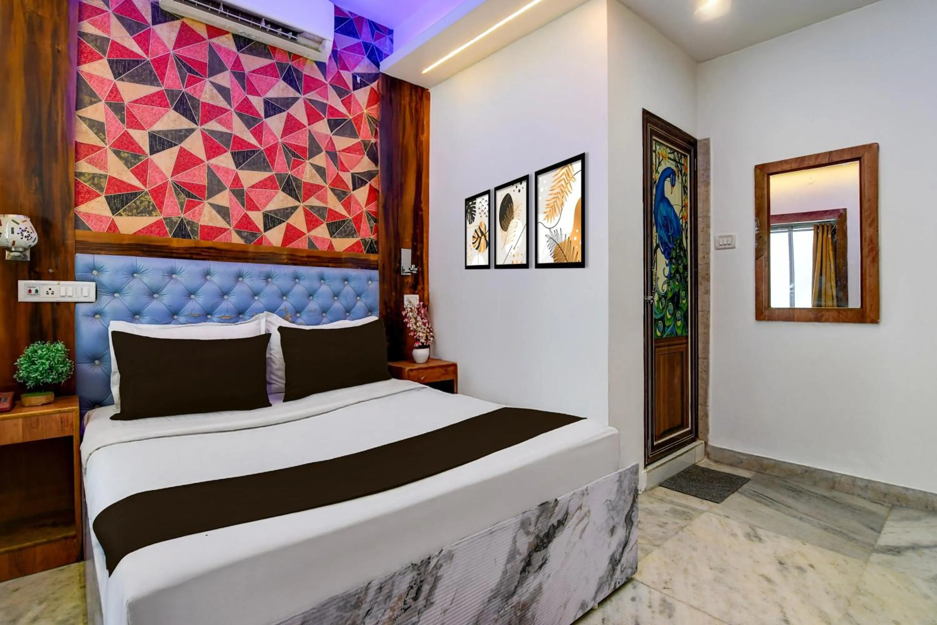 Bedroom, Bed in Hotel O Diamond Plaza