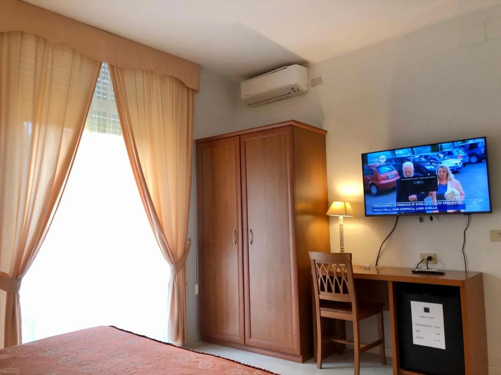 Area and facilities, Bed in Hotel Arcadia