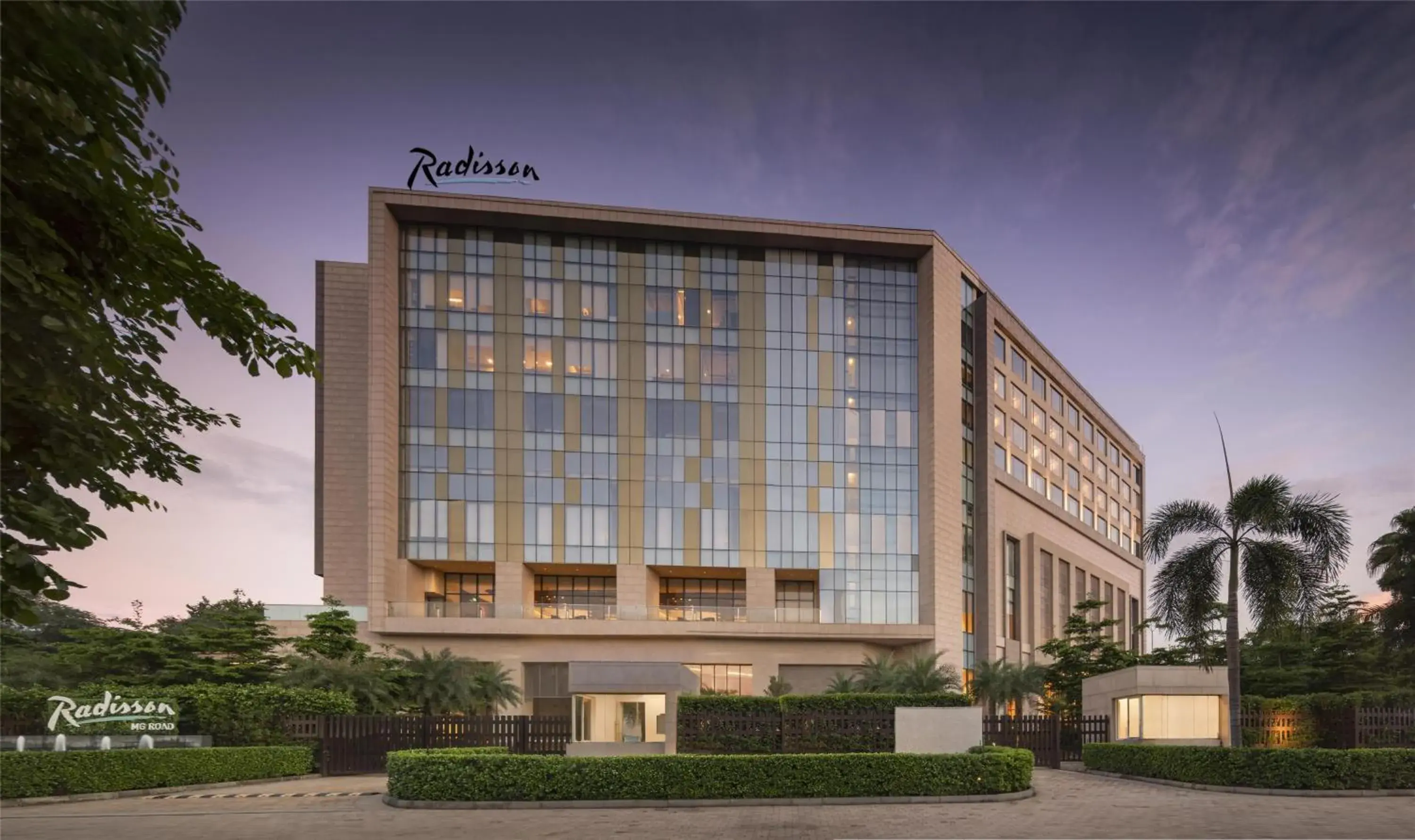 Radisson Hotel Delhi MG Road Radisson Hotel Delhi MG Road