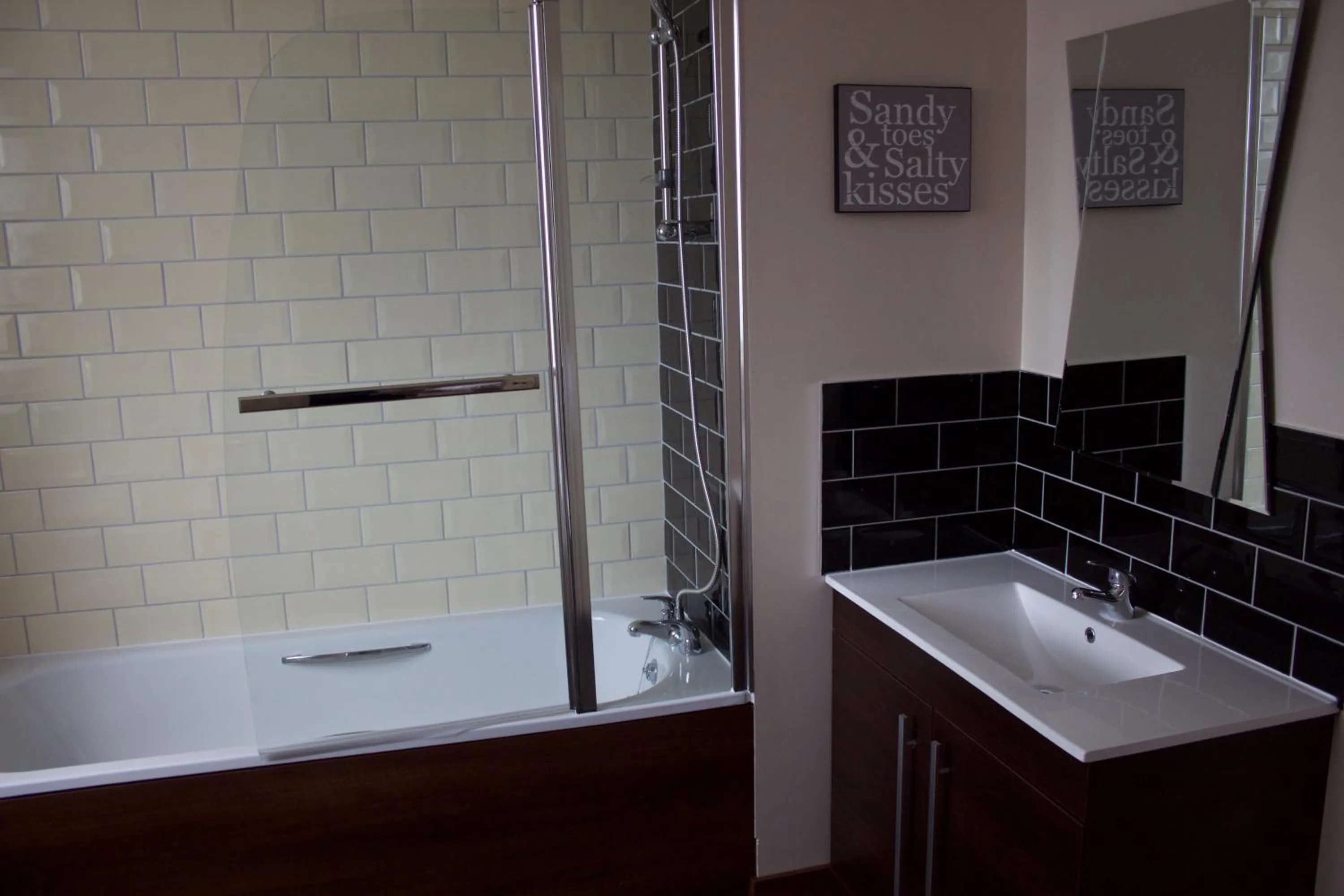 Bathroom in The Clyffe Hotel