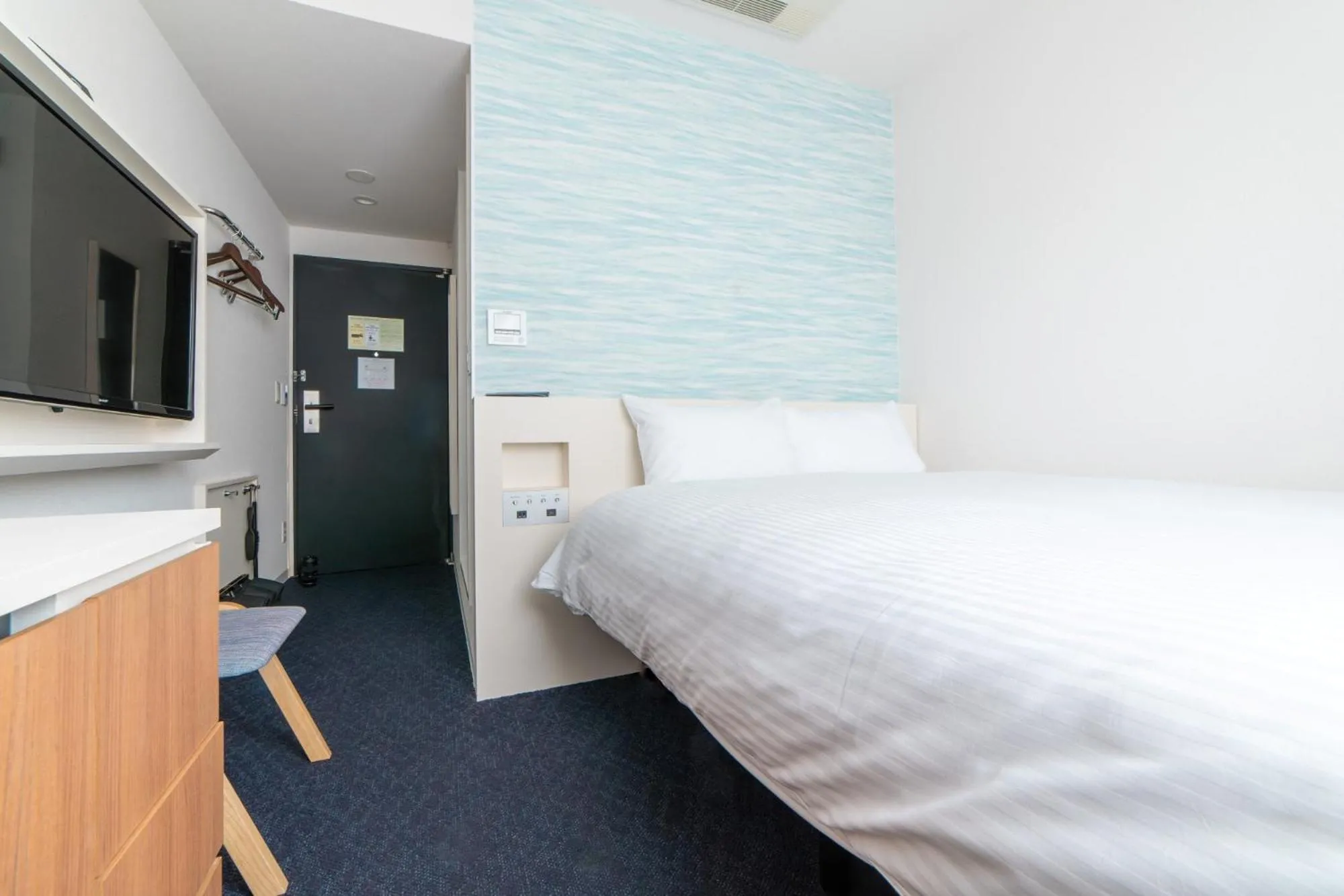 Small Double Room - single occupancy in Henn na Hotel Express Osaka Namba Nipponbashi Annex