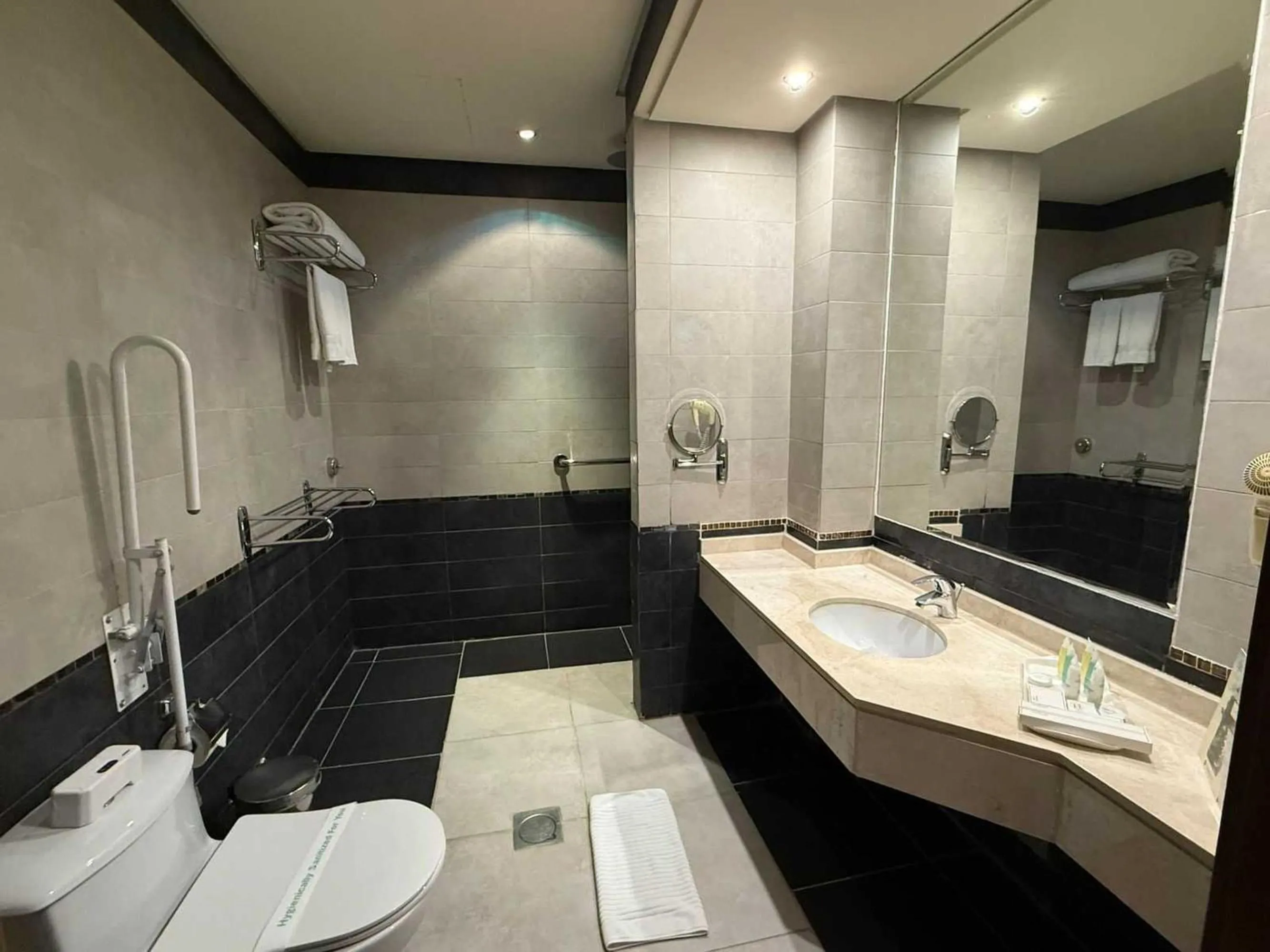 Bathroom in Palette Axis Olaya Formerly Rand Hotel