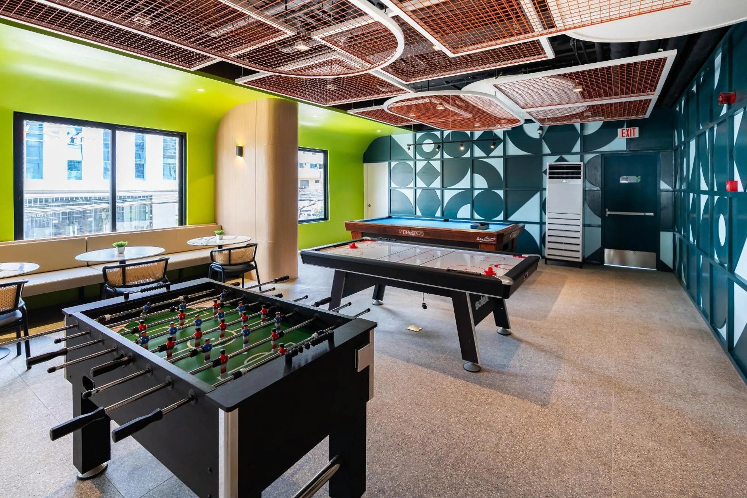 Game Room in Bayfront CoLive