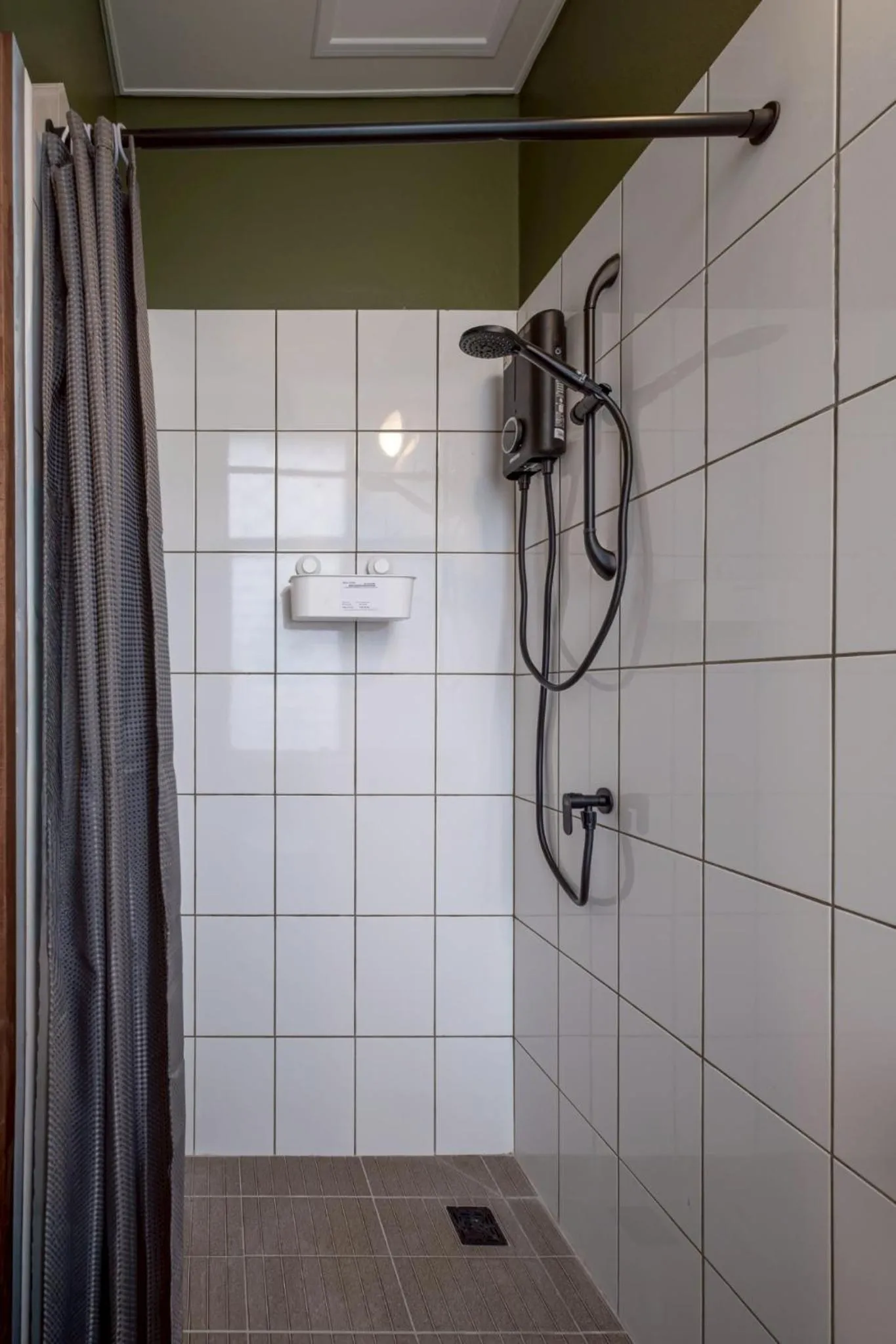 Bathroom in MornSamyan