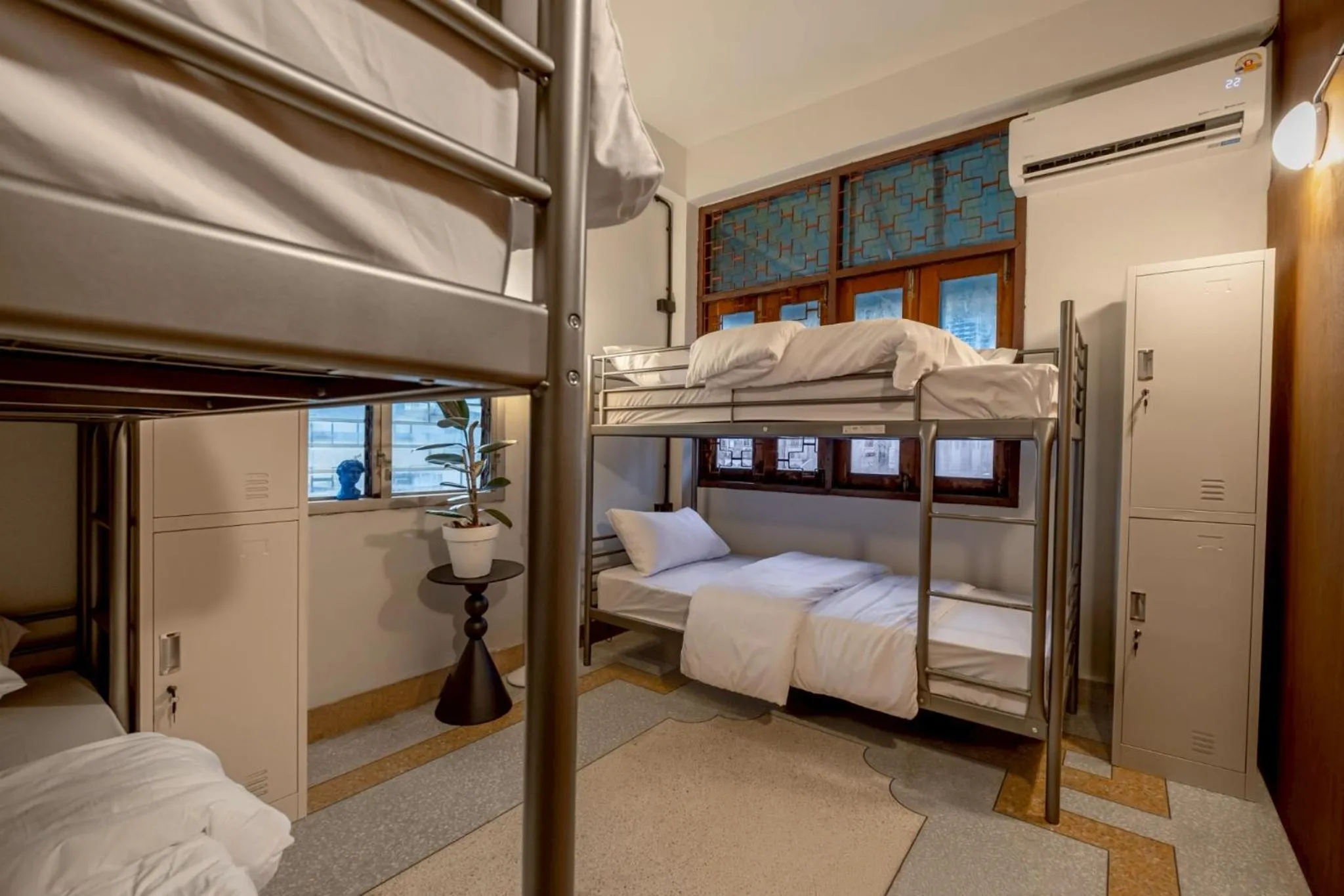 Photo of the whole room, Bed in MornSamyan