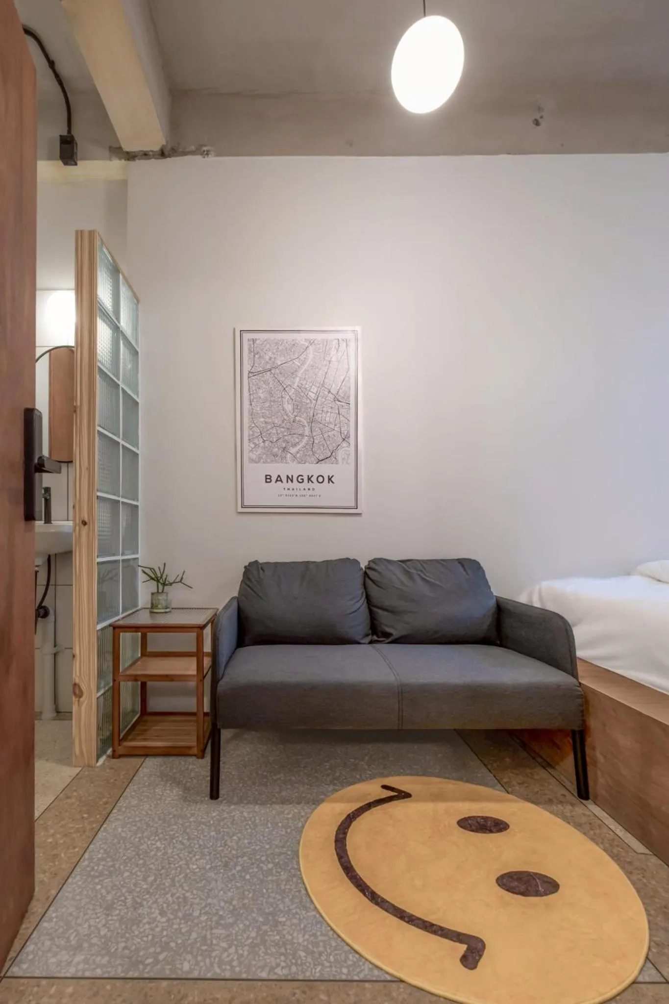 Living room, Bed in MornSamyan