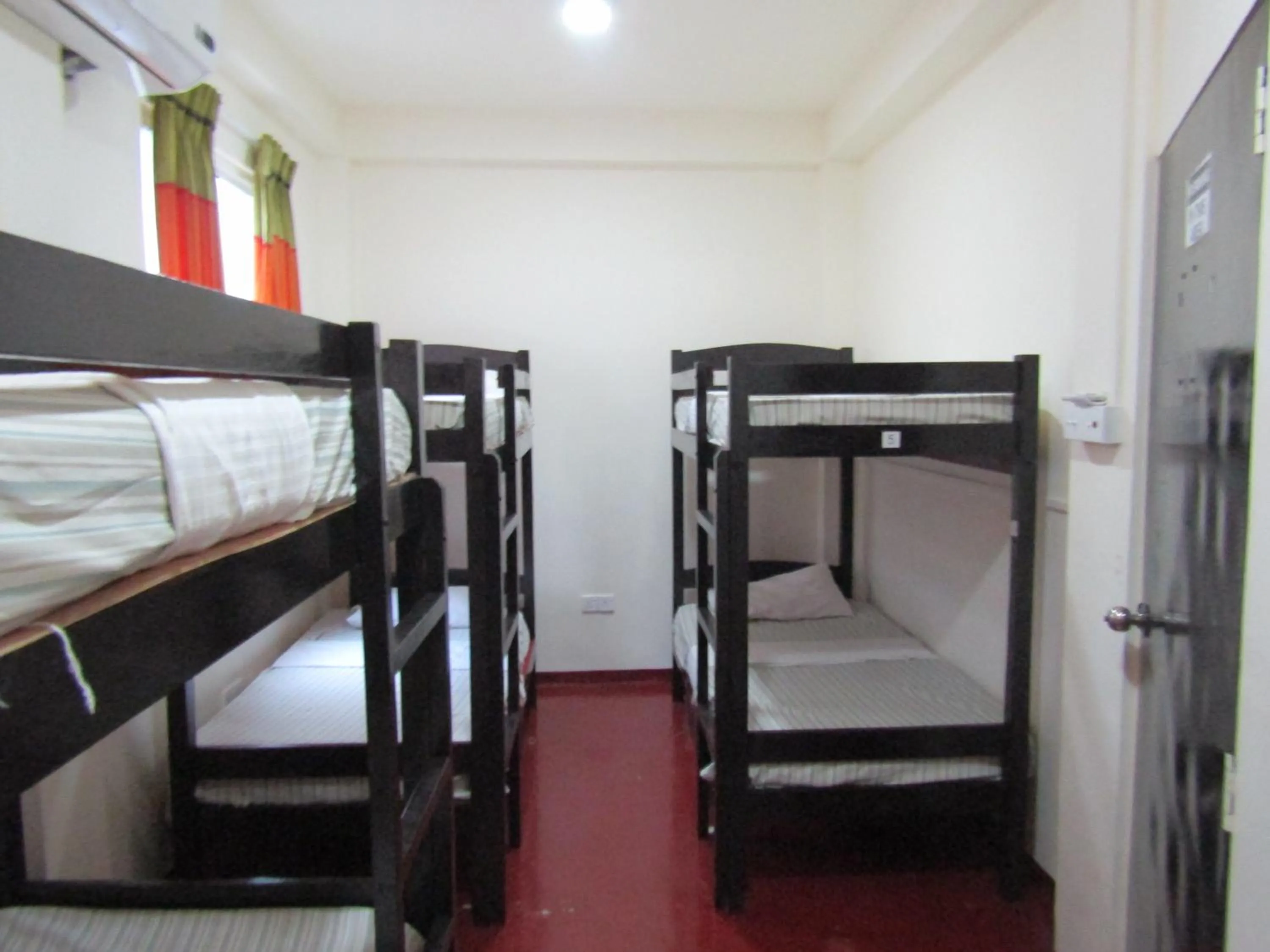 bunk bed, Bed in Kandy Backpackers Hostel