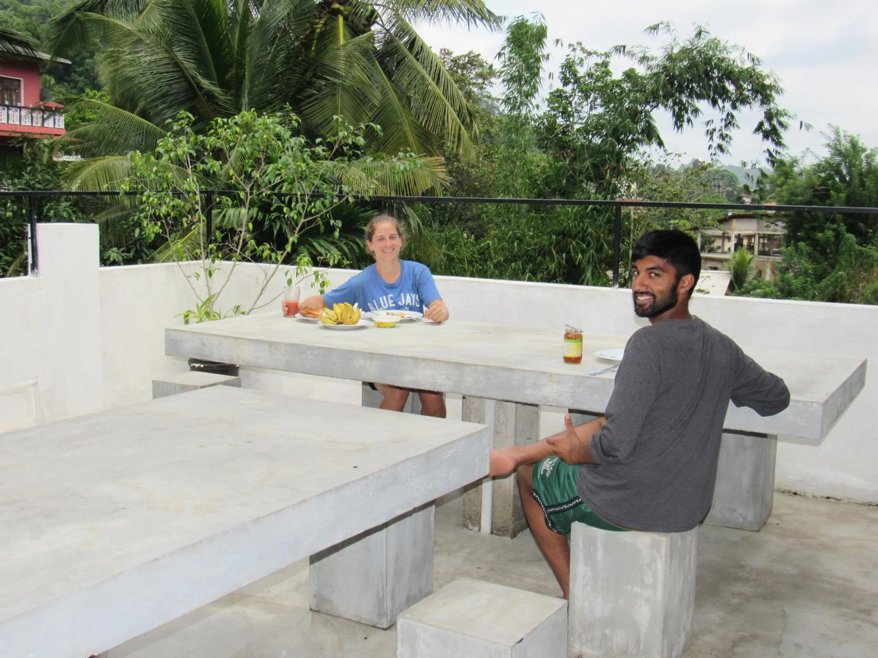 Restaurant/places to eat in Kandy Backpackers Hostel