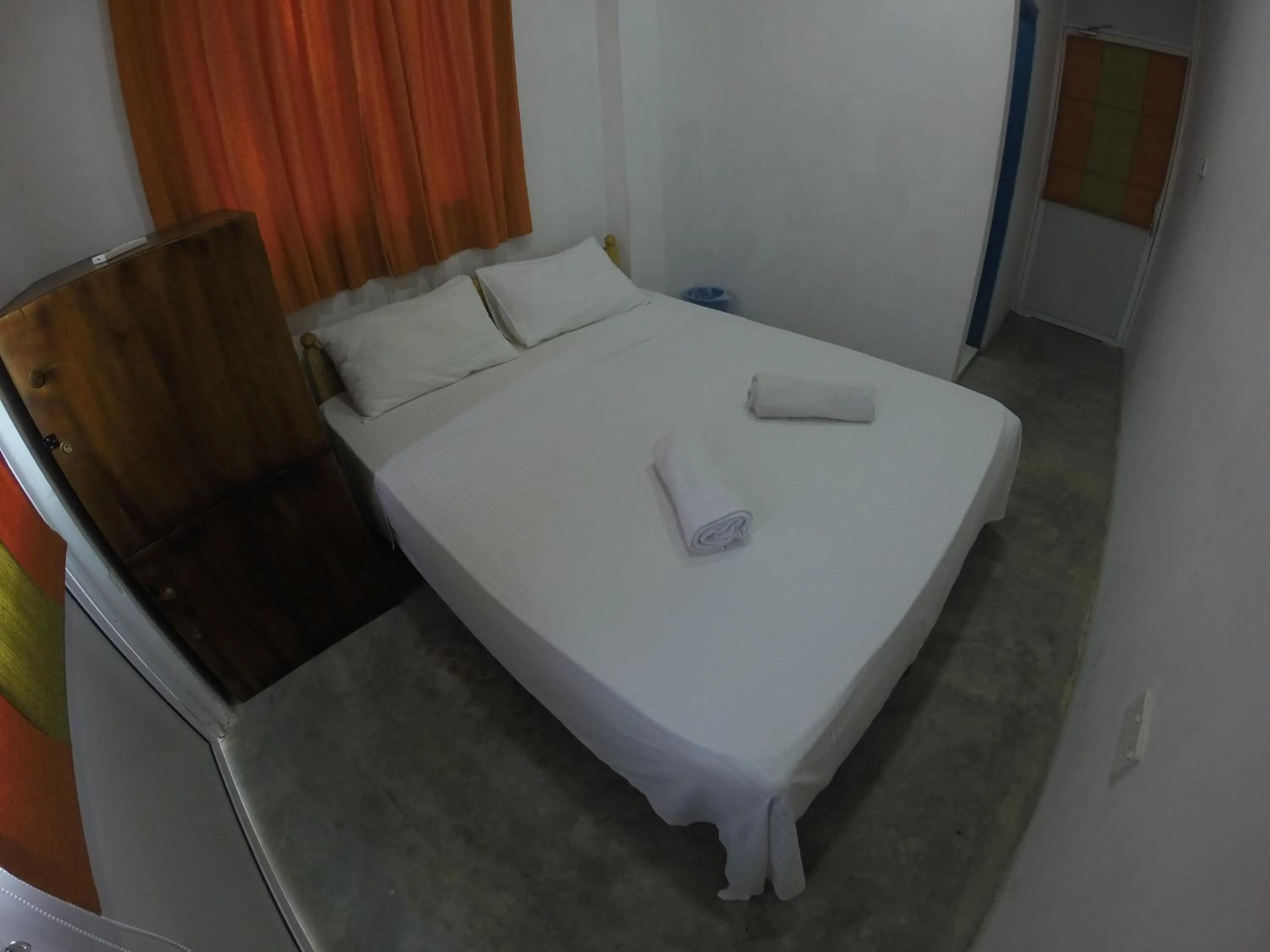 Photo of the whole room, Bed in Kandy Backpackers Hostel