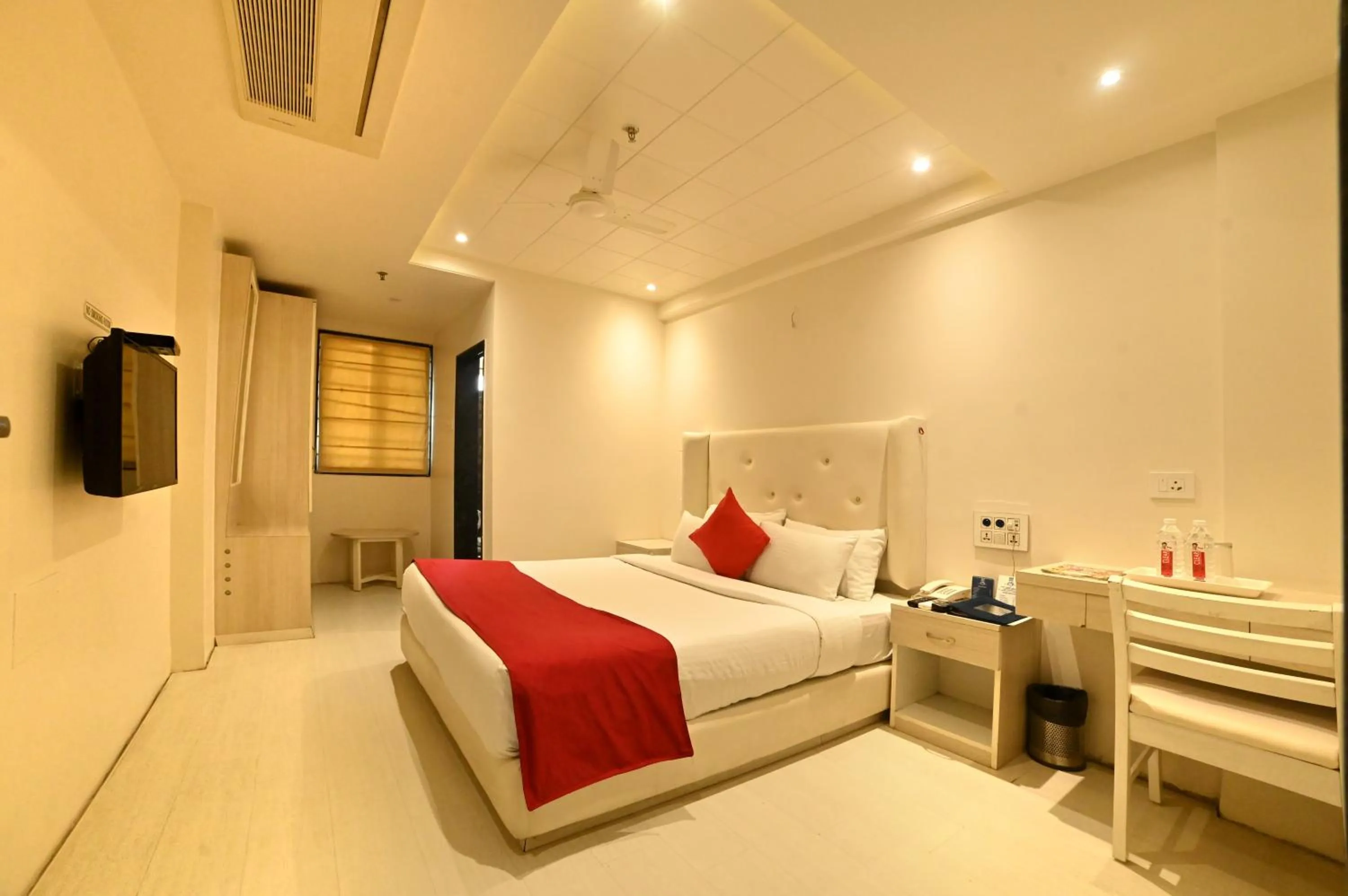 Photo of the whole room, Bed in Hotel Amrta