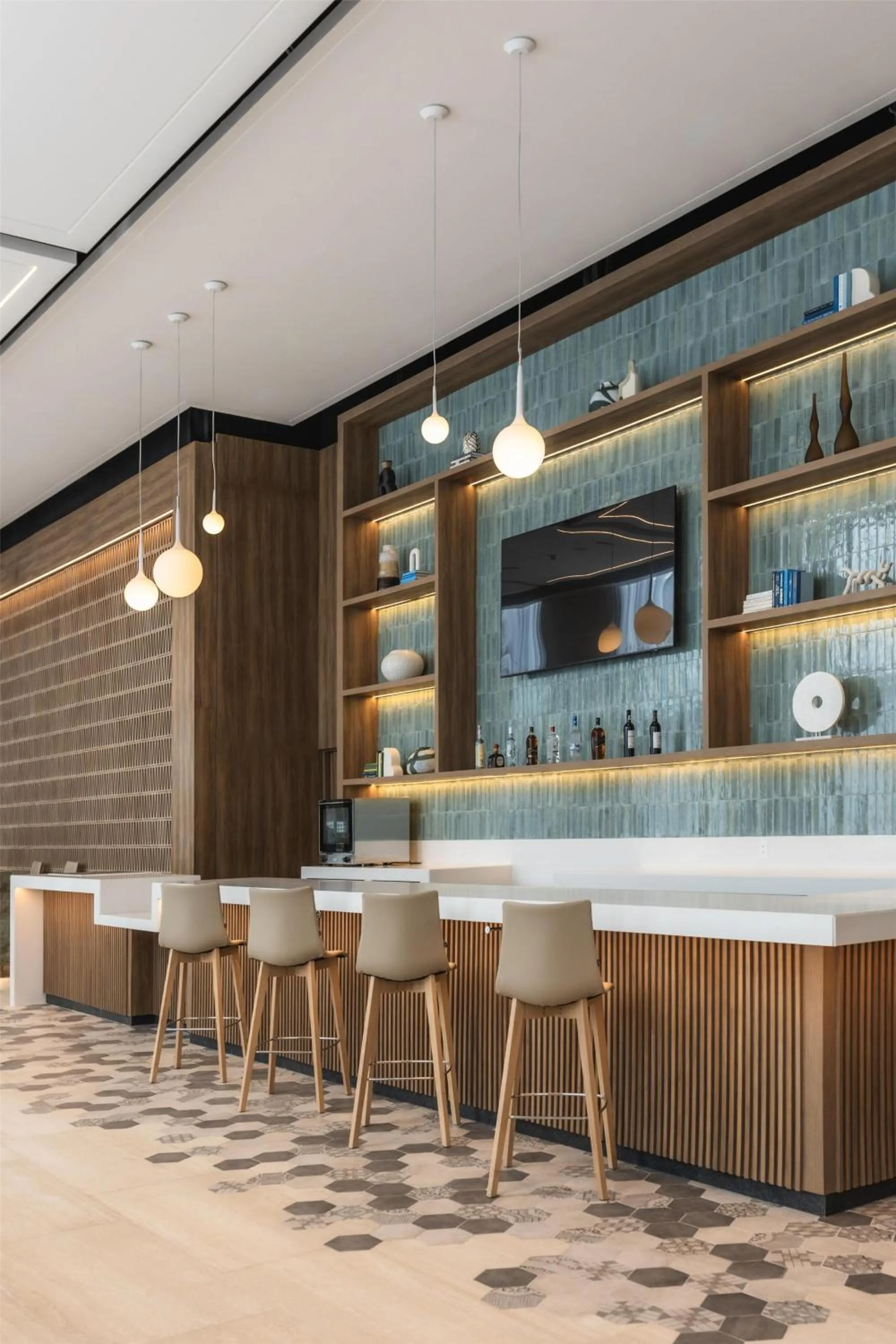 Lounge or bar in Hyatt Place Cancun Airport