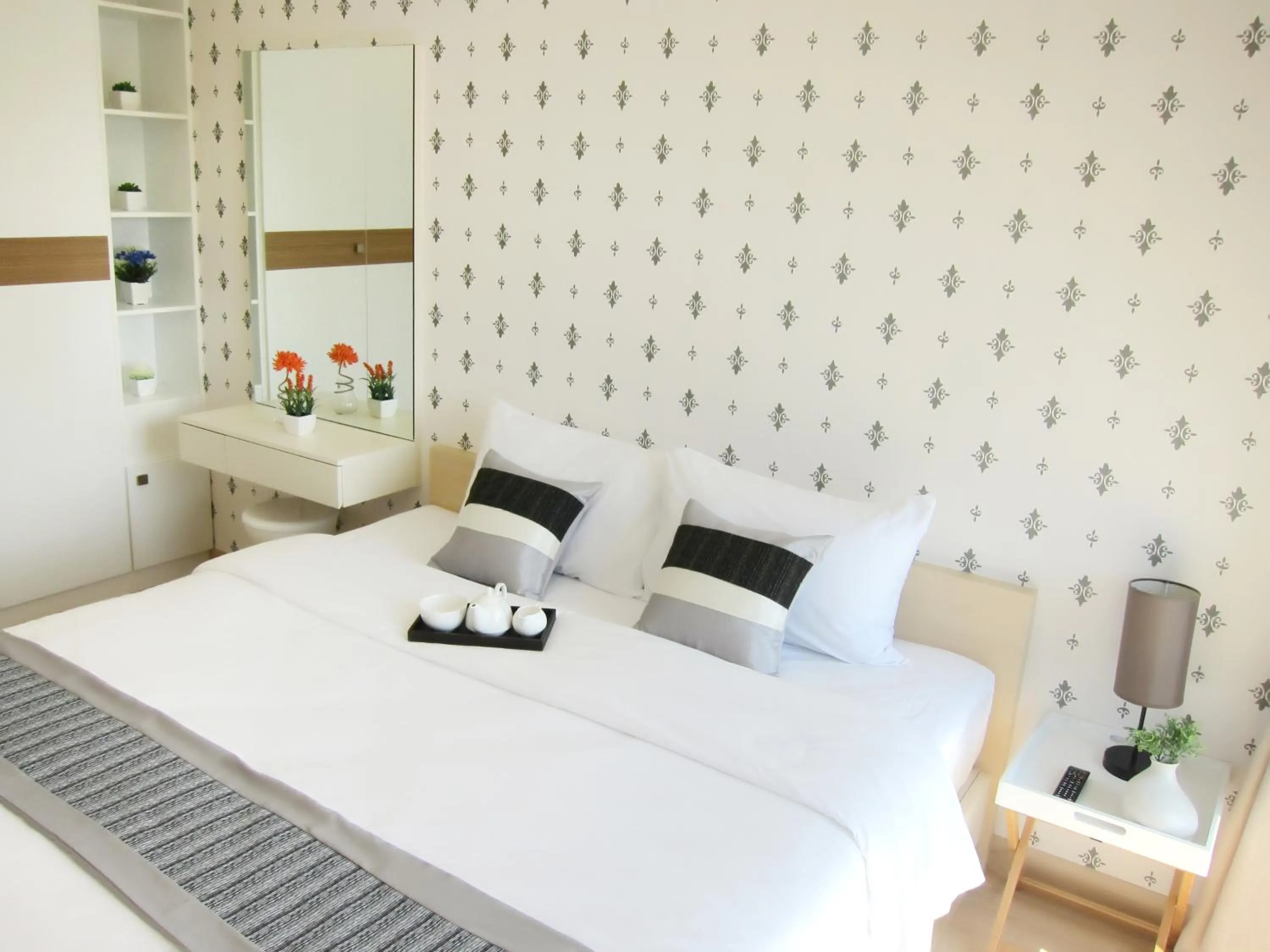 Bed in Banyan Residence