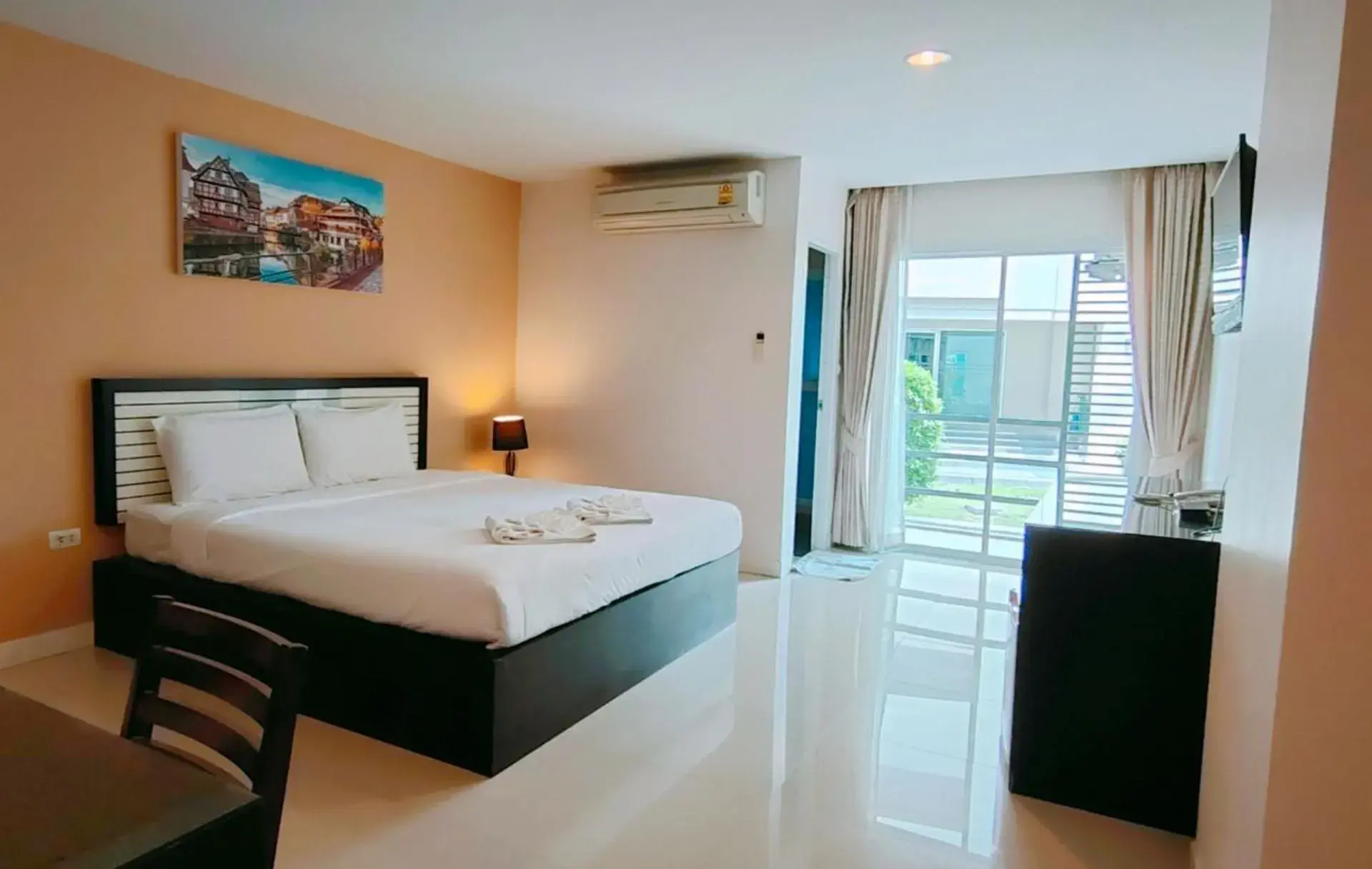 Bed in Similan Mansion Bed in Similan Mansion