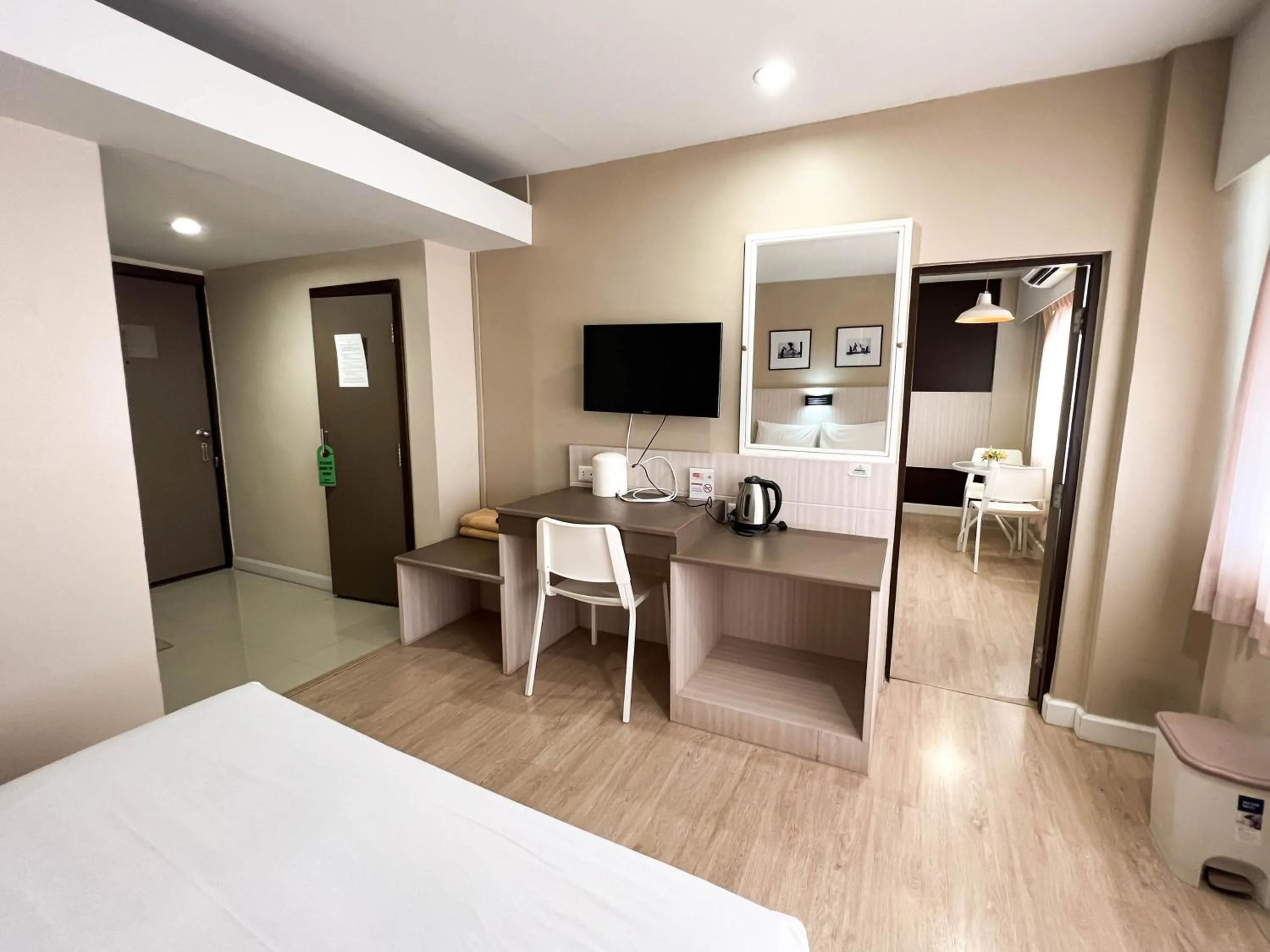 Bed in Srivichai Hotel