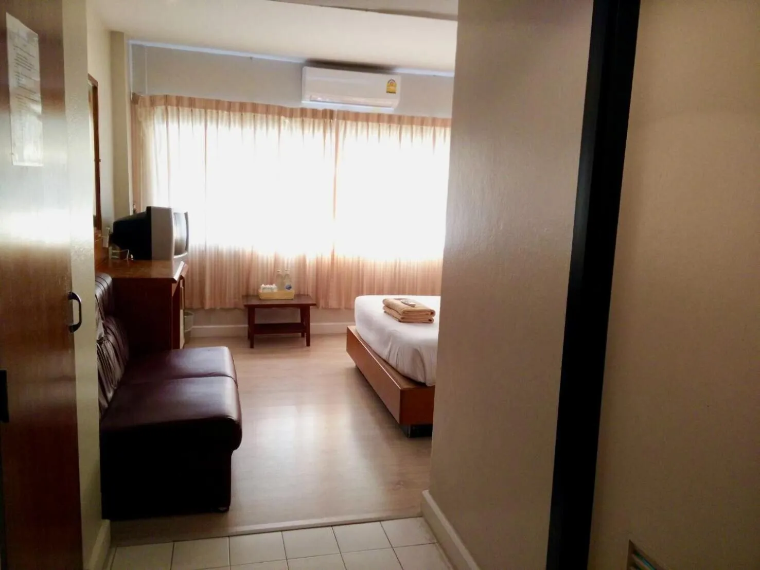 Bed in Srivichai Hotel