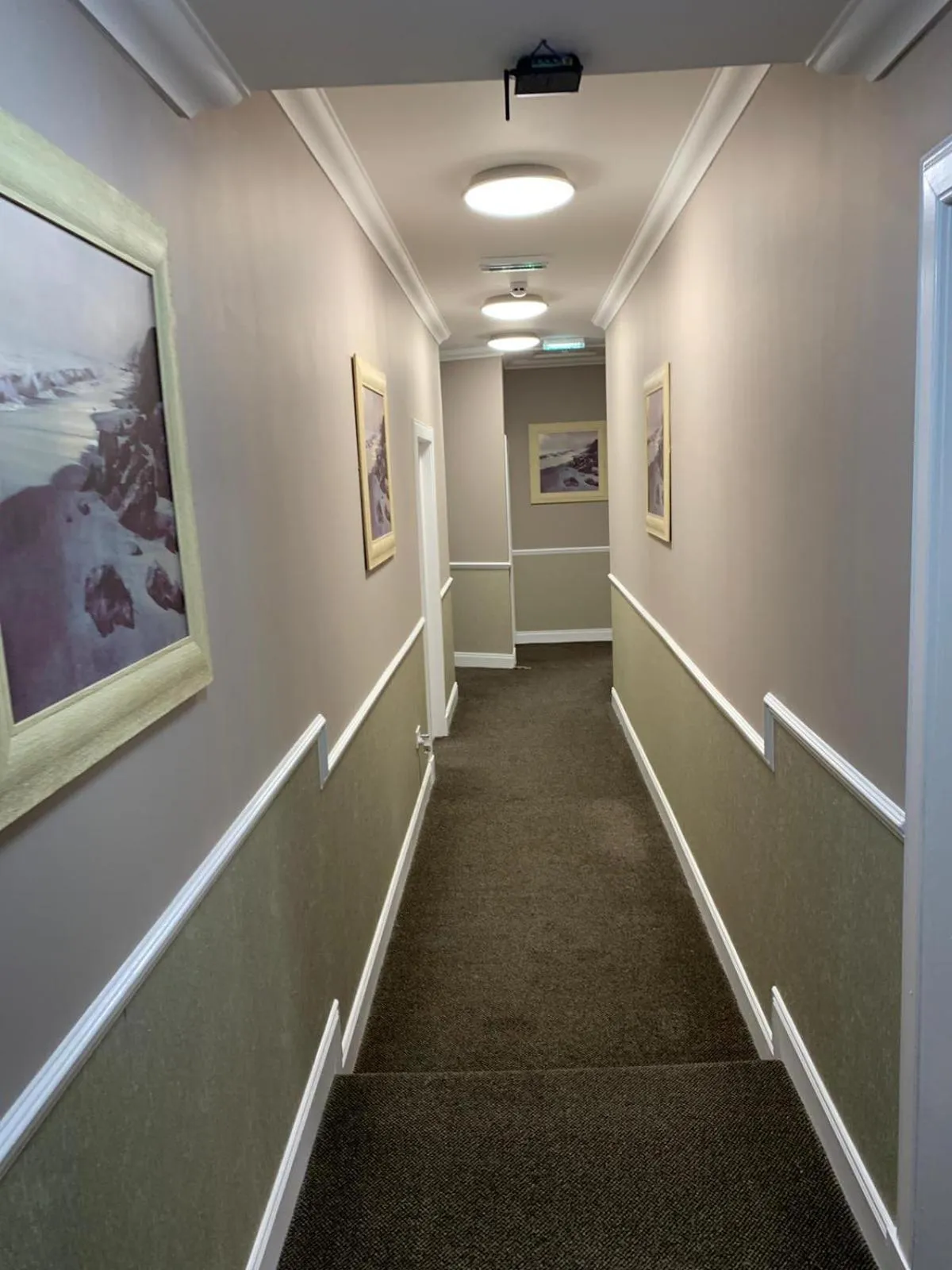 Property building in Waverley Inn Lodge