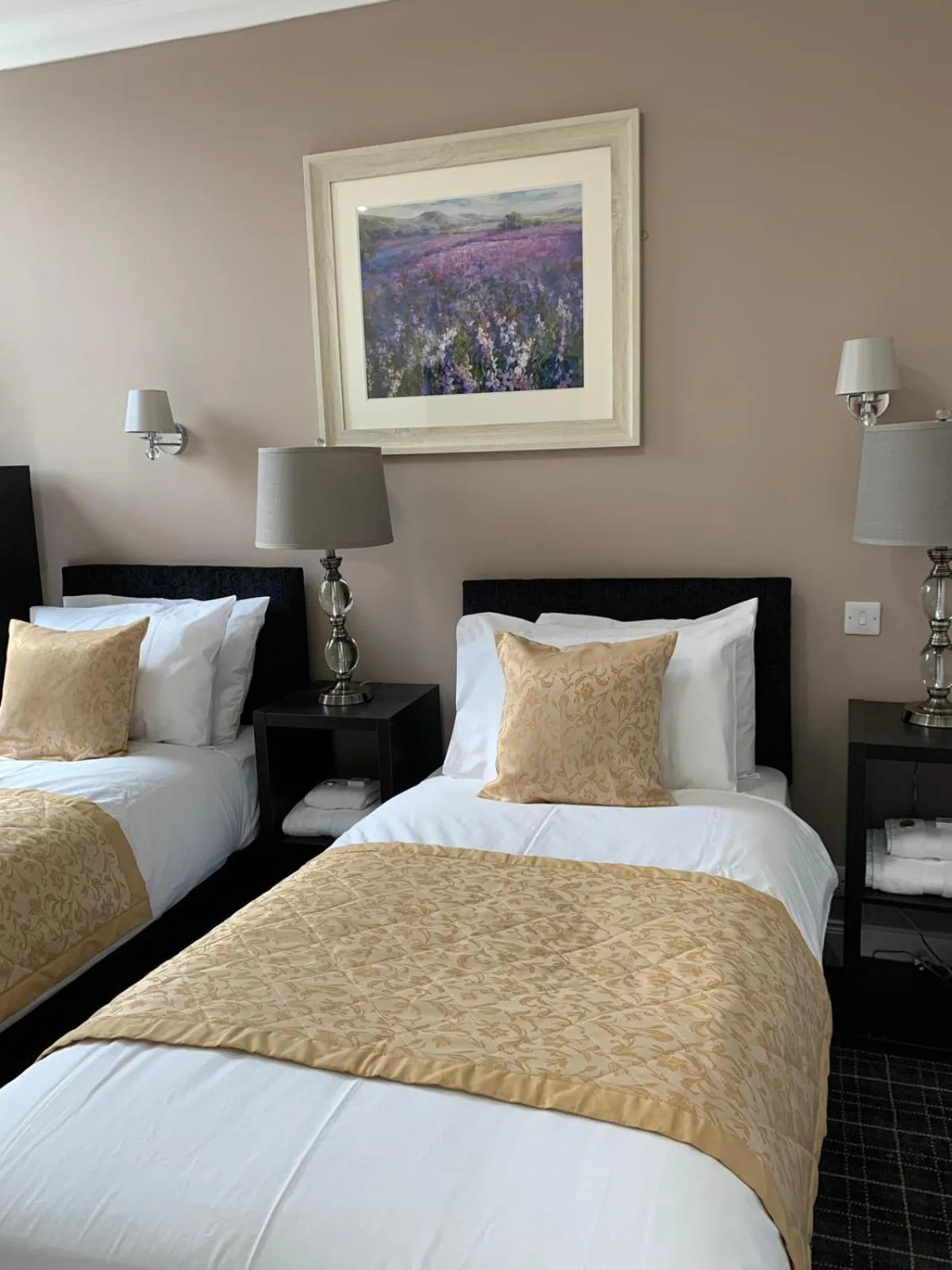 Bedroom, Bed in Waverley Inn Lodge