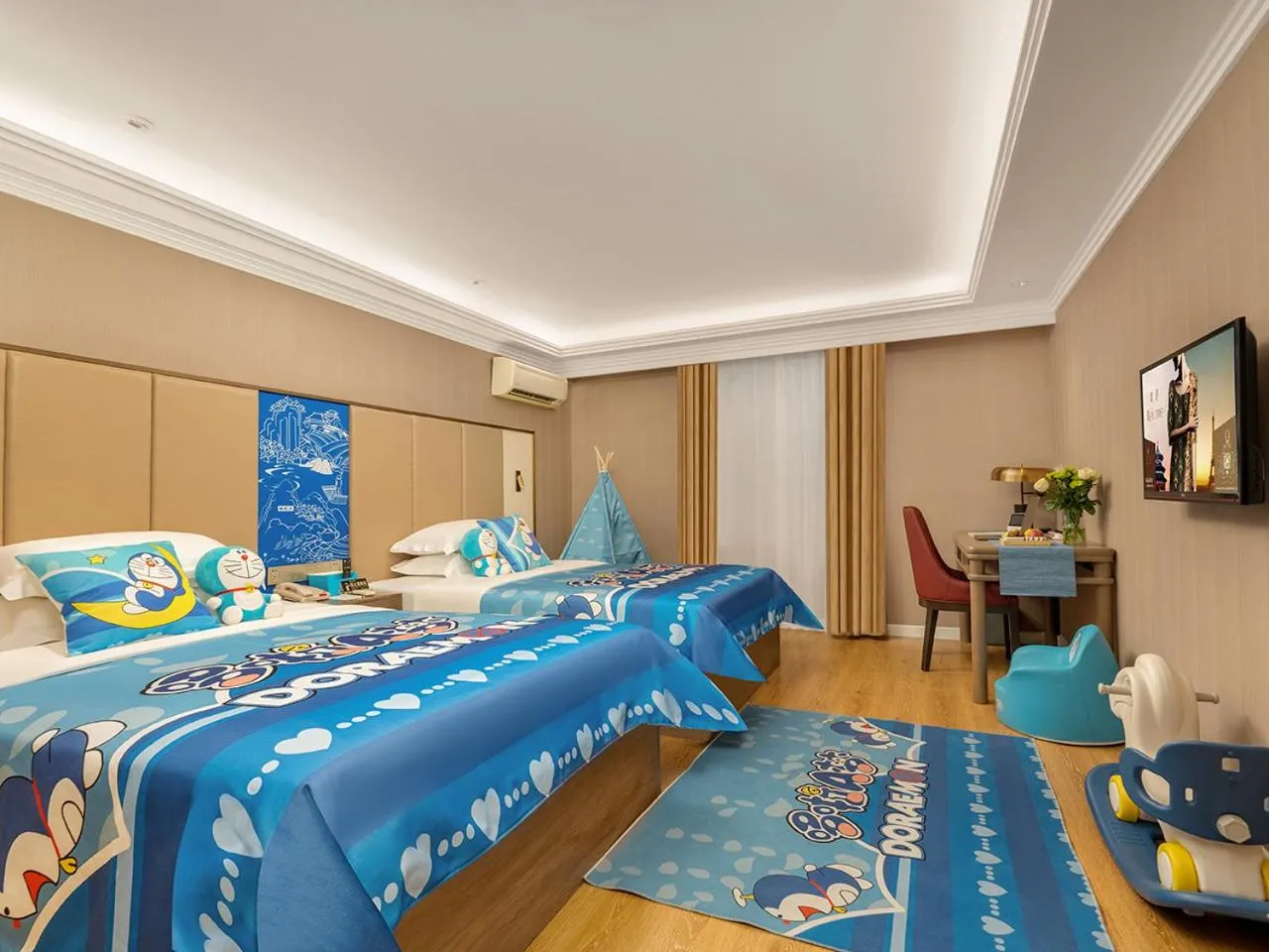 Photo of the whole room, Bed in Jinjiang Metropolo Wuyishan Sangu Resort Hotel