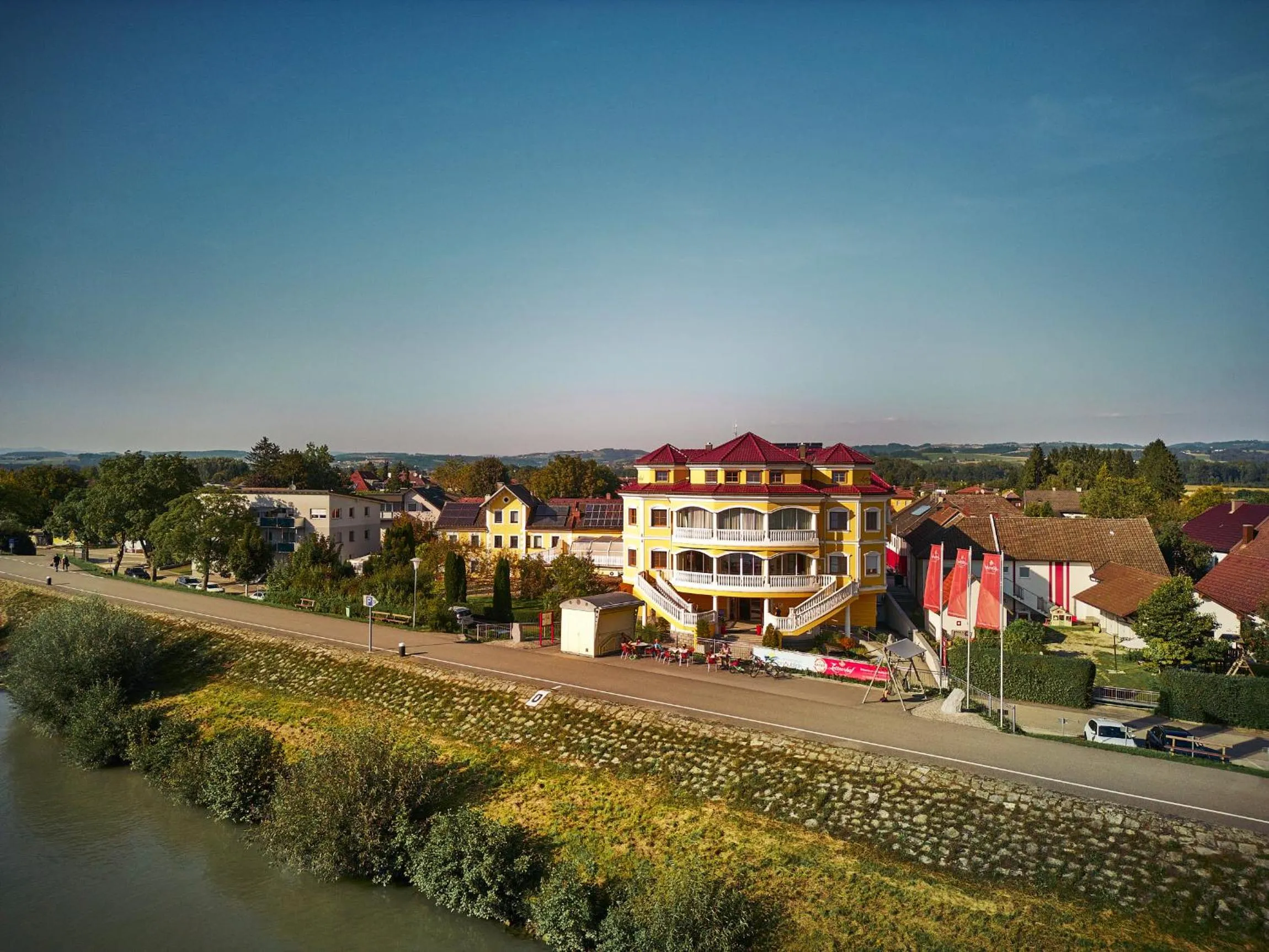 Property building in Donauhotel Lettnerhof