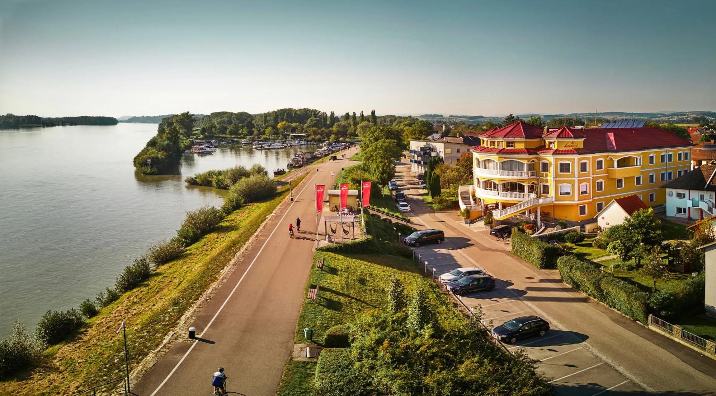 Property building in Donauhotel Lettnerhof