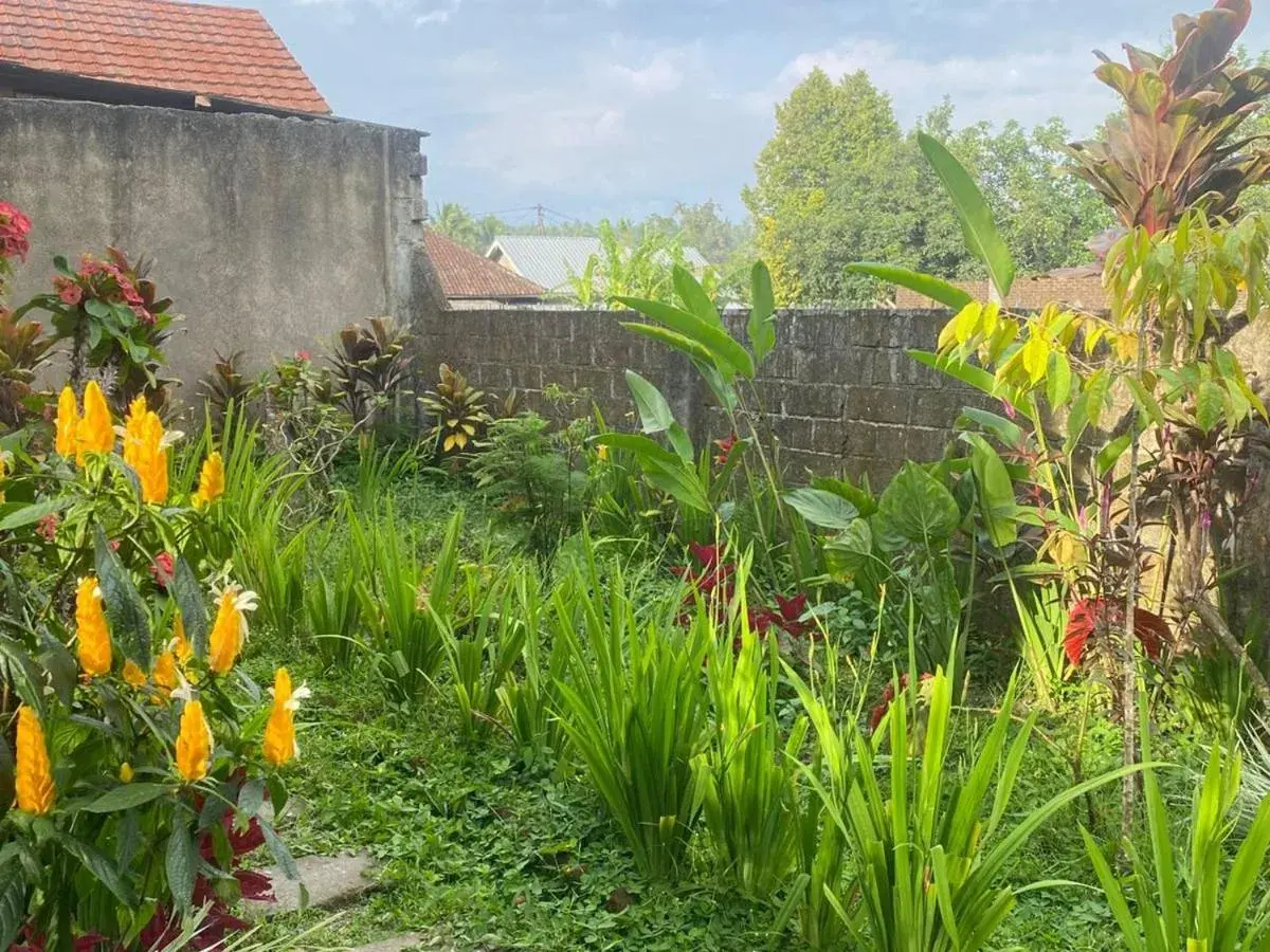 Double Room in Kembang Kuning Cottages Double Room in Kembang Kuning Cottages