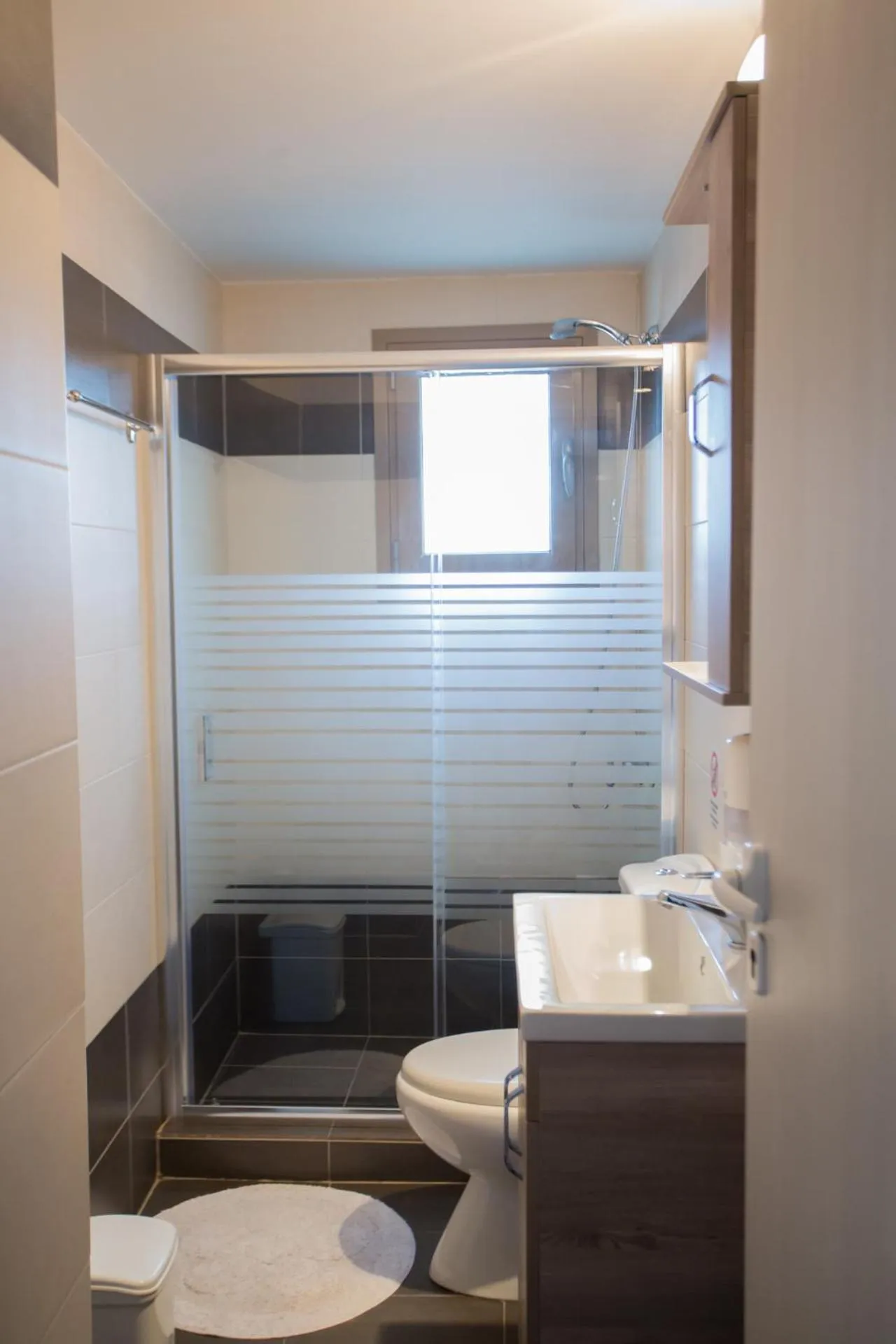 Toilet in Pegasus Rooms