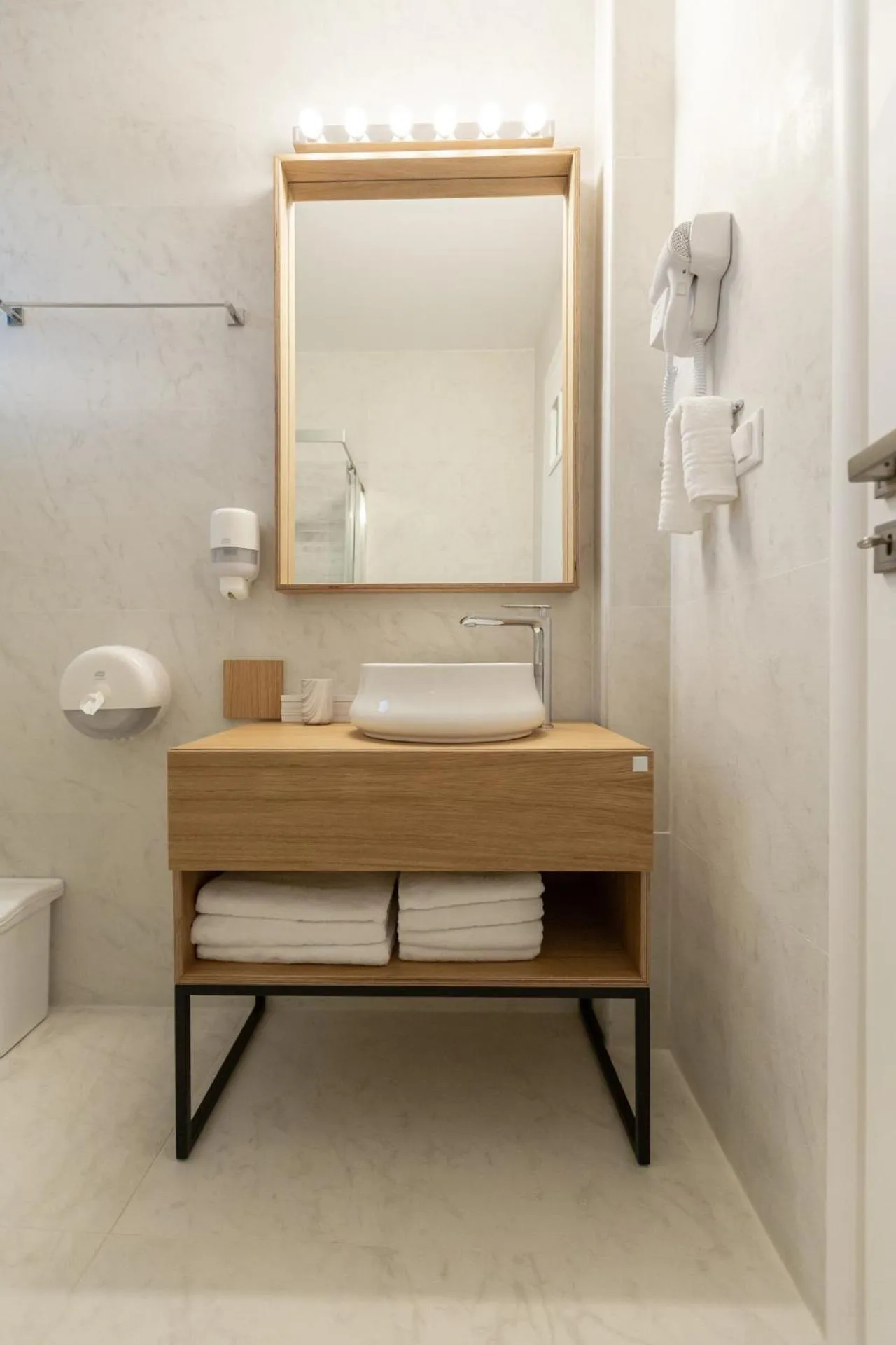 Bathroom in Pegasus Rooms