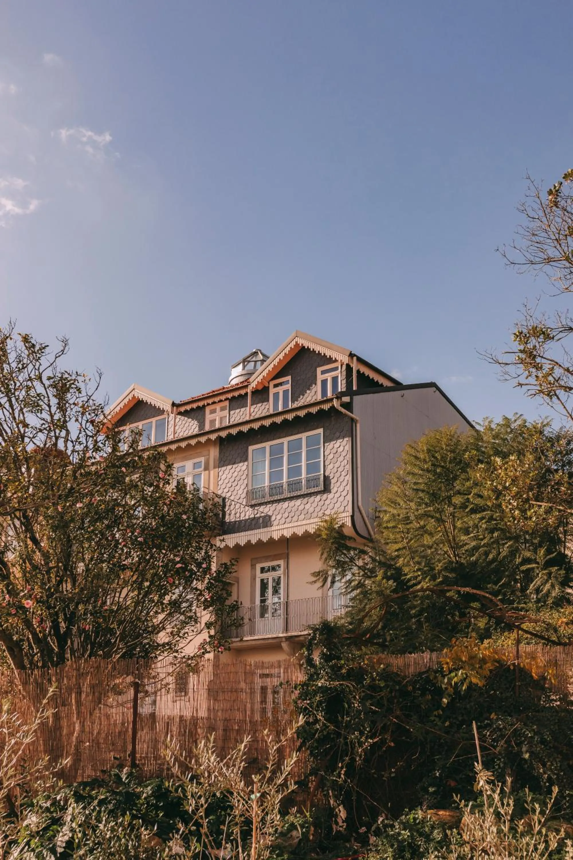 Property building in LENSCAPE Coterie