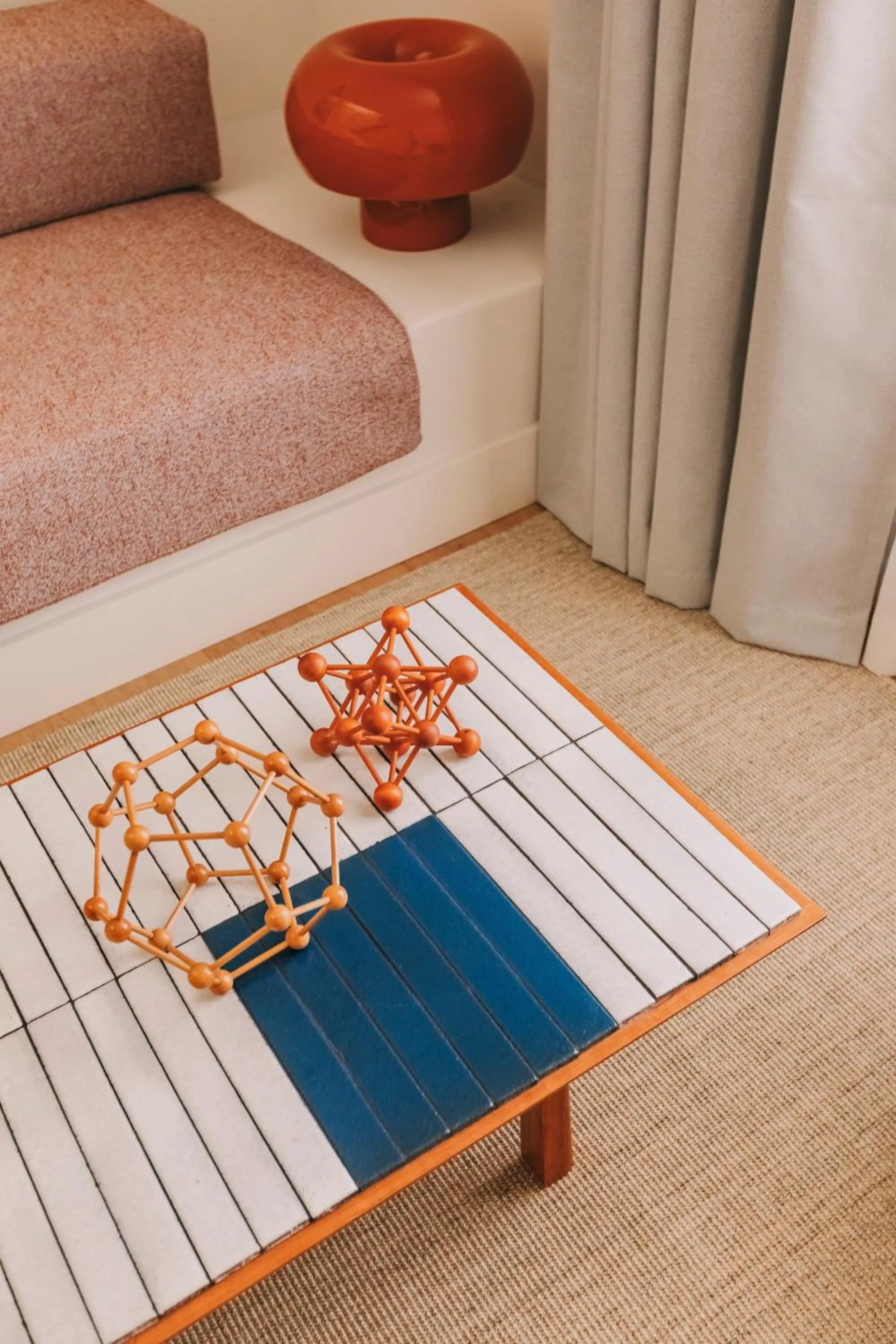 Decorative detail in LENSCAPE Coterie