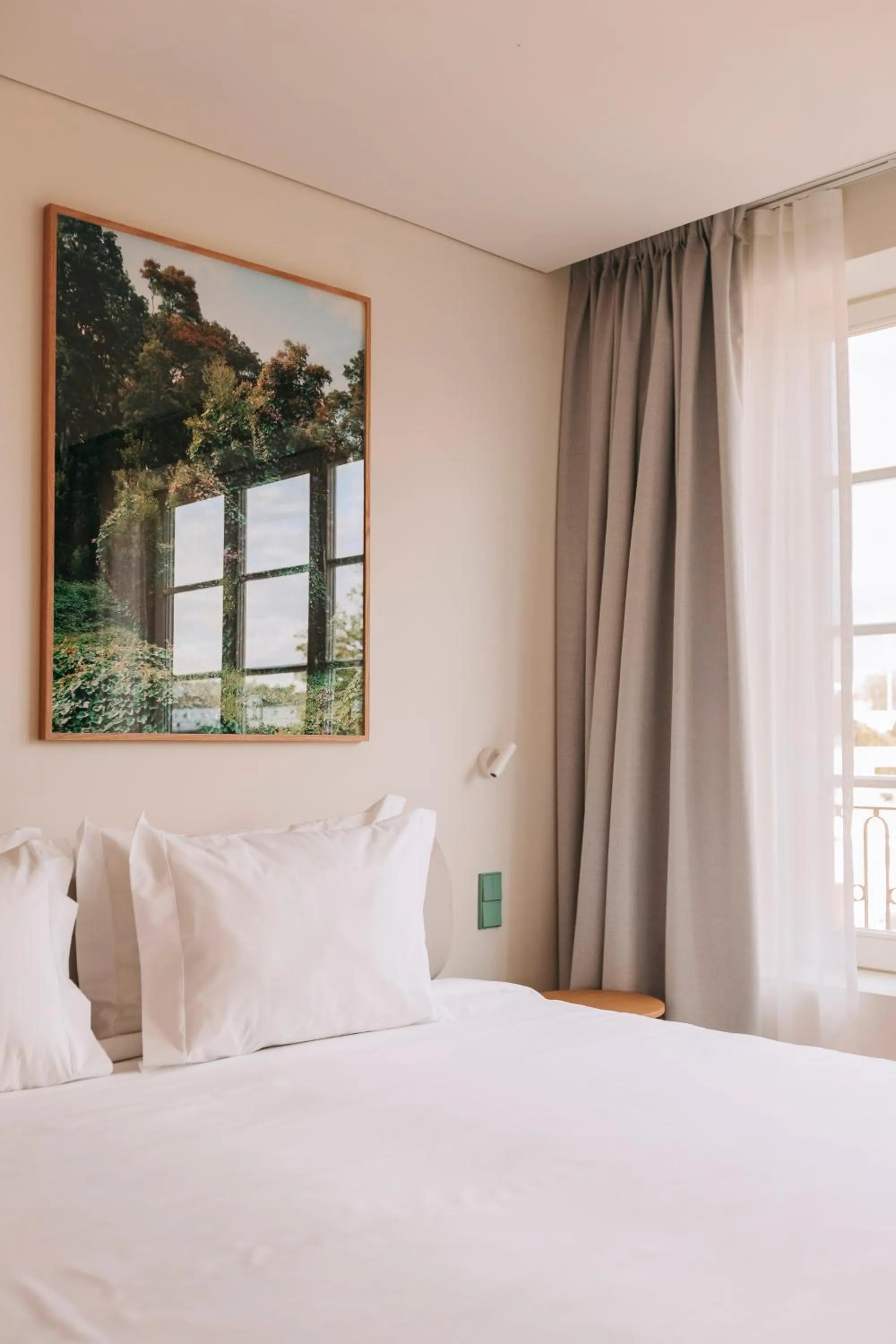 Bedroom, Bed in LENSCAPE Coterie