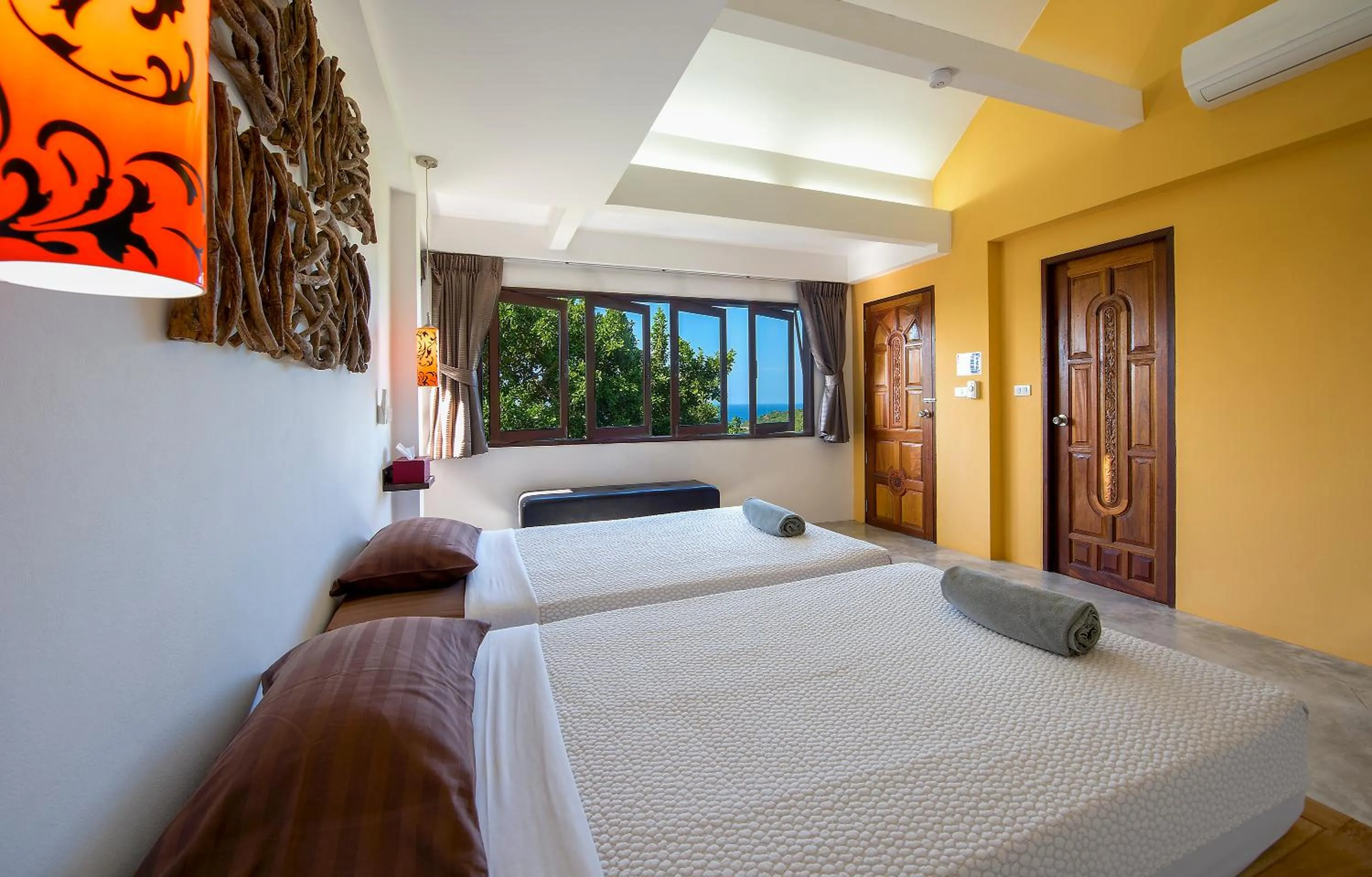 Bed in Philip's Villa