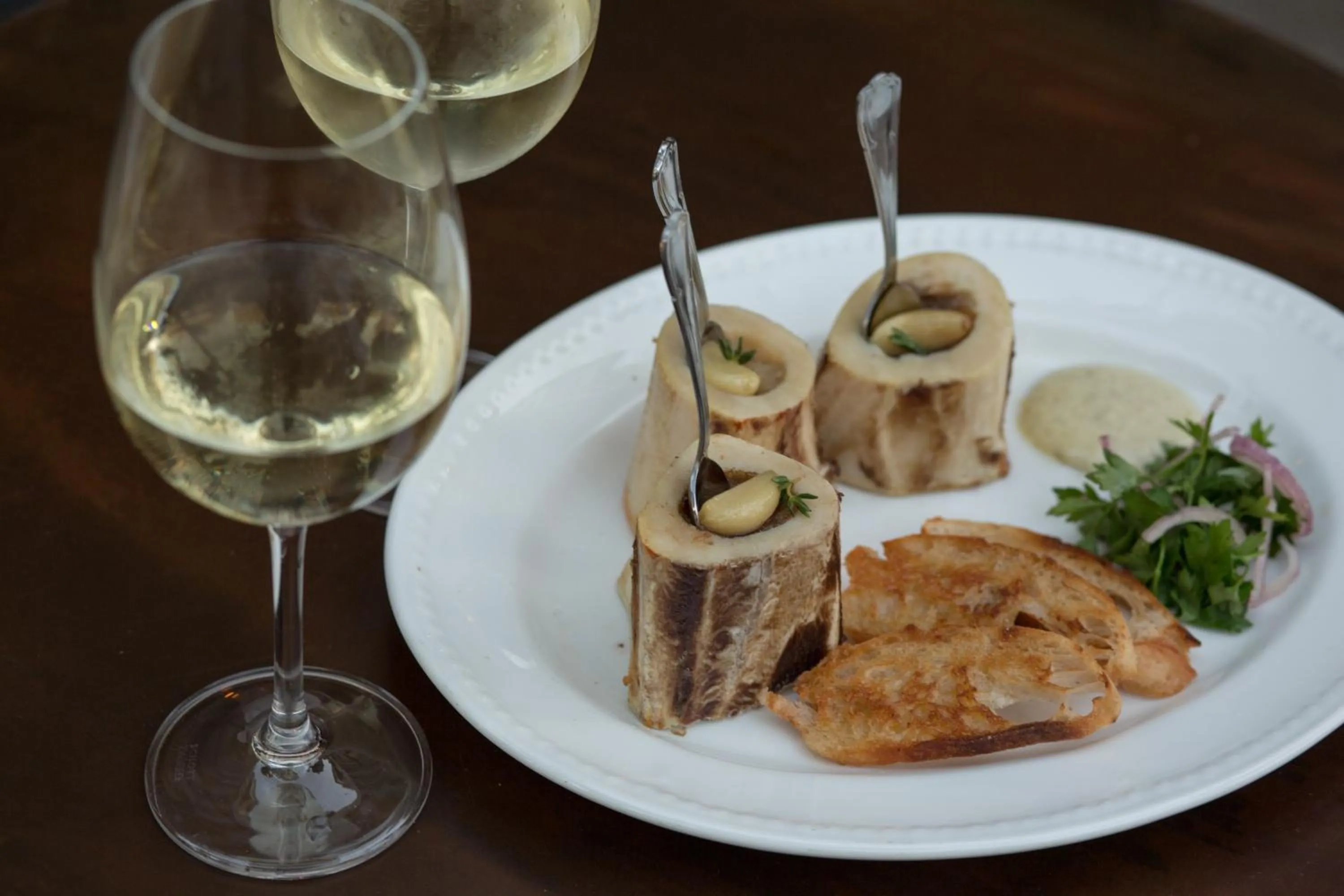 Restaurant/places to eat in Cucu Hotel