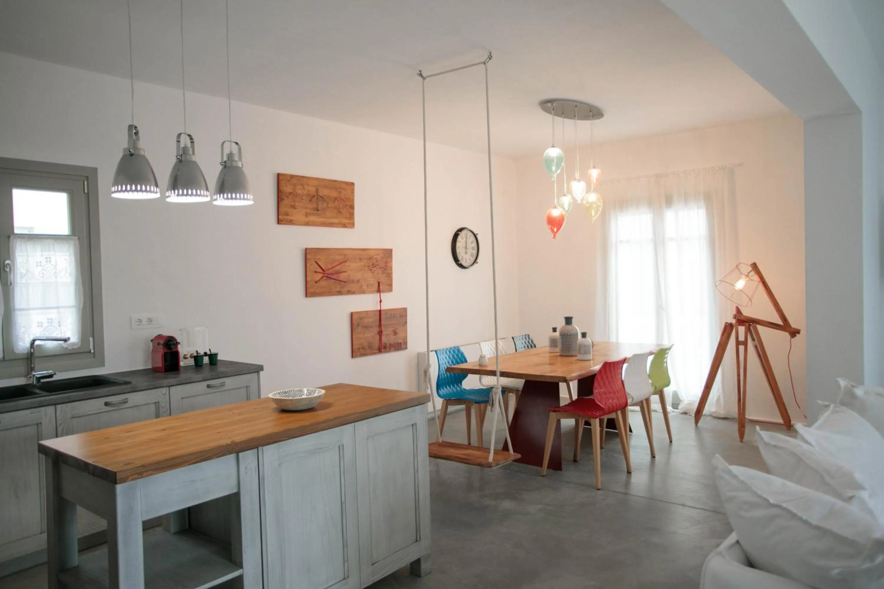 Coffee/tea facilities in Halcyon Suites and Villas Naxos