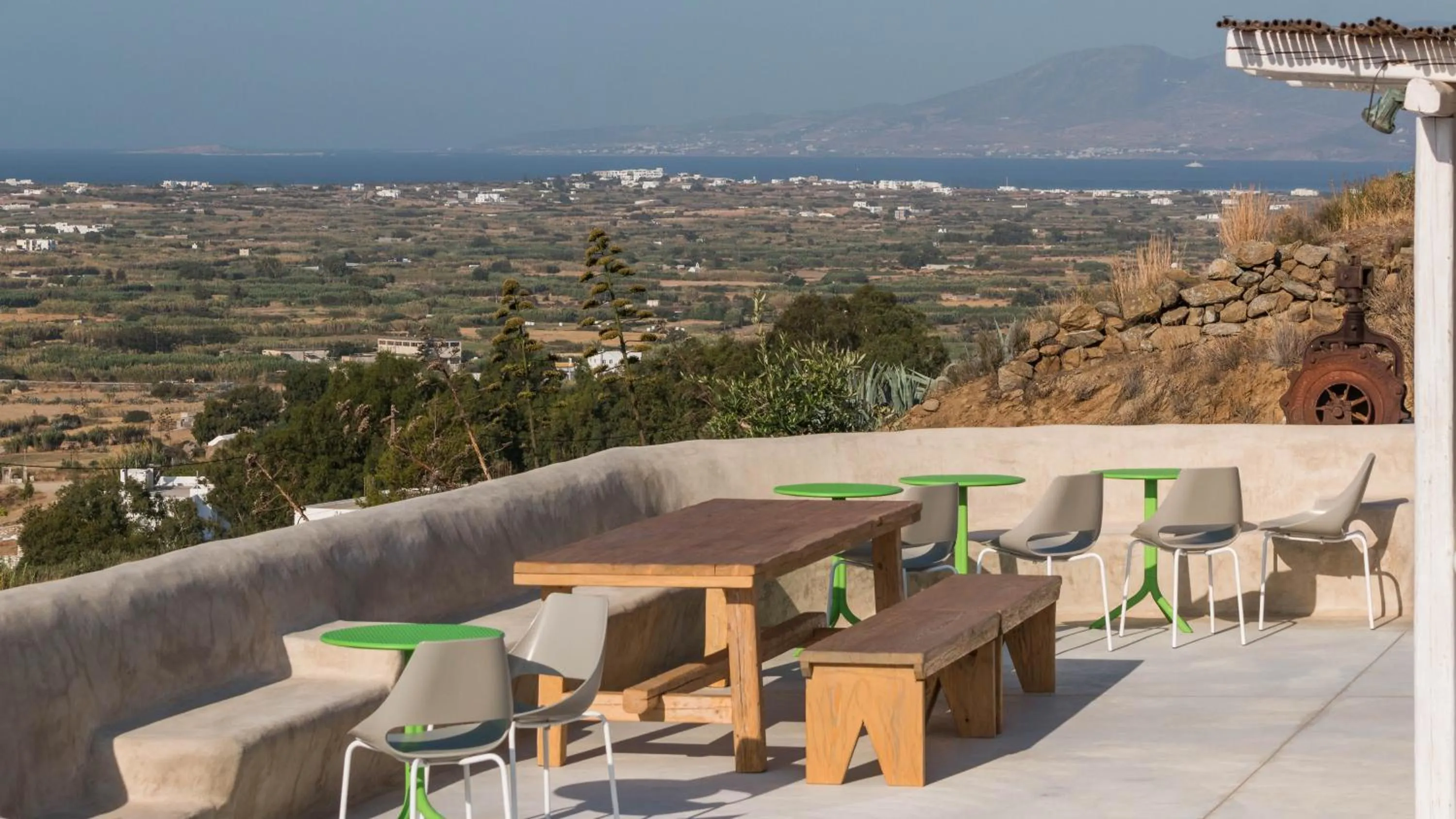 BBQ facilities in Halcyon Suites and Villas Naxos
